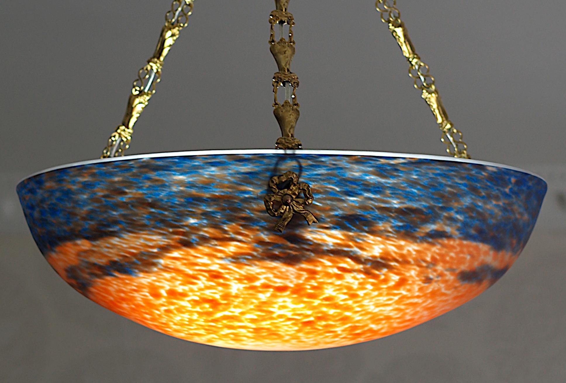MULLER FRERES French Art Deco Pendant Chandelier, 1920 For Sale 7