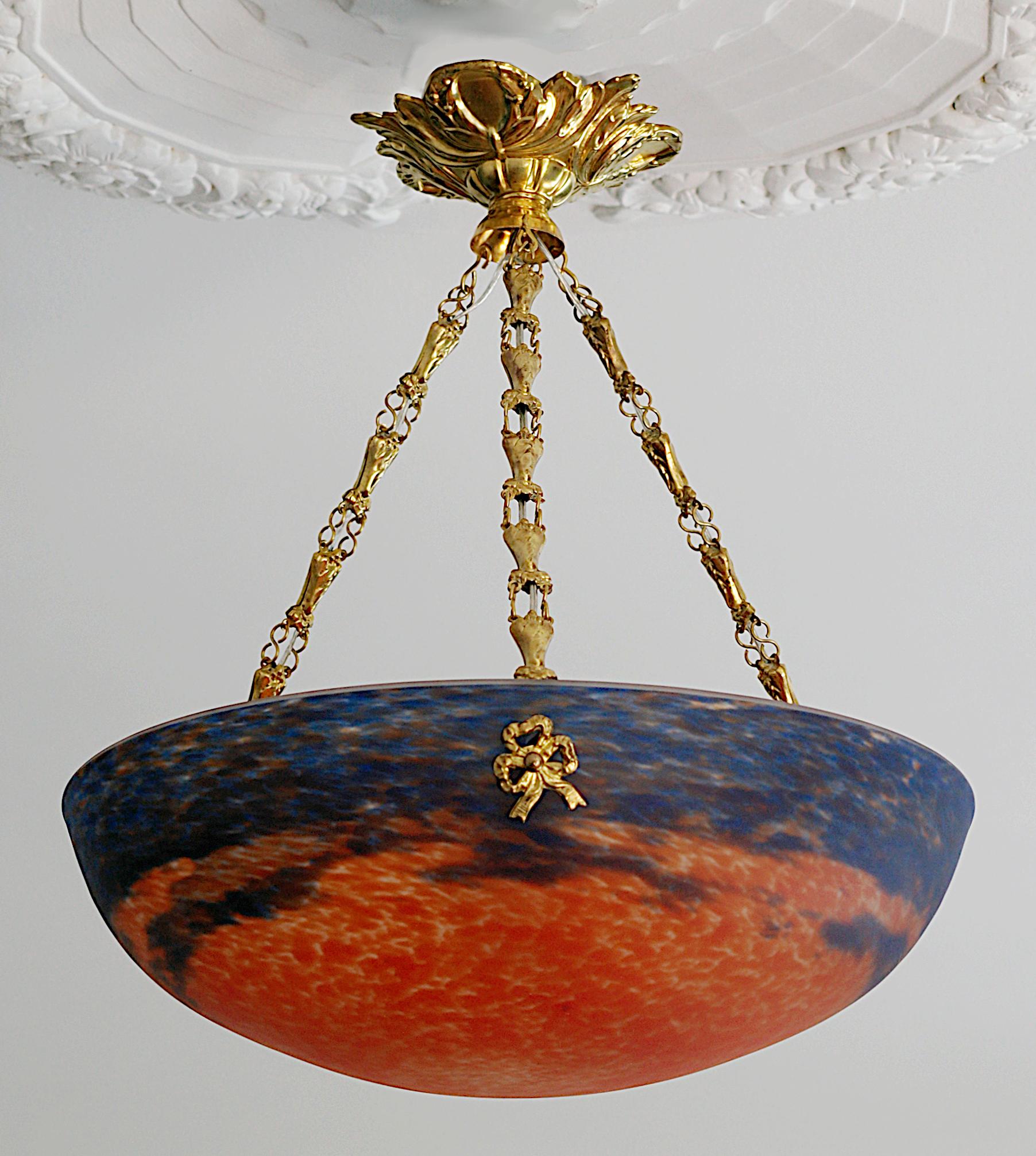 Early 20th Century MULLER FRERES French Art Deco Pendant Chandelier, Late 1920s For Sale