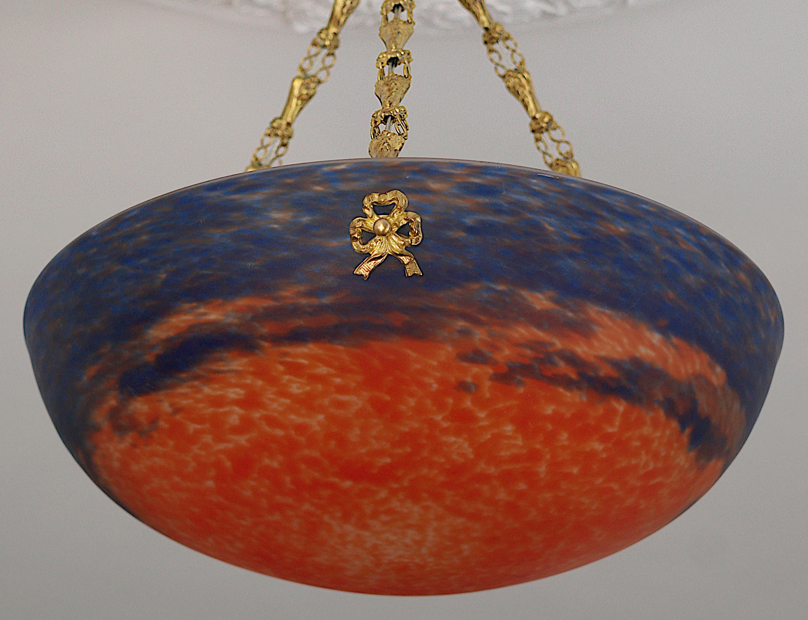 MULLER FRERES French Art Deco Pendant Chandelier, 1920 For Sale 1