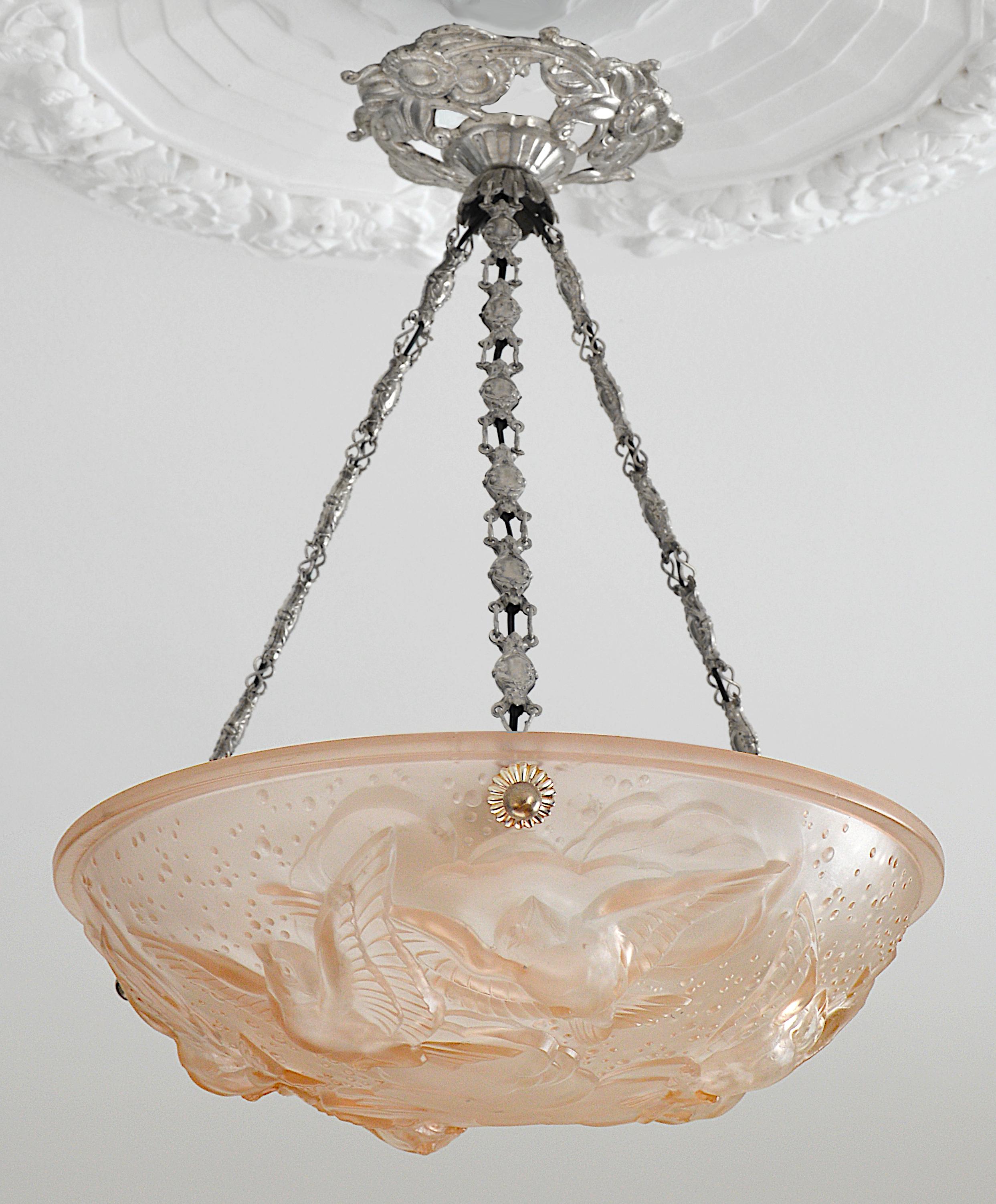 Frosted Muller Frères French Art Deco Pink Swallow Birds Pendant Chandelier, 1930