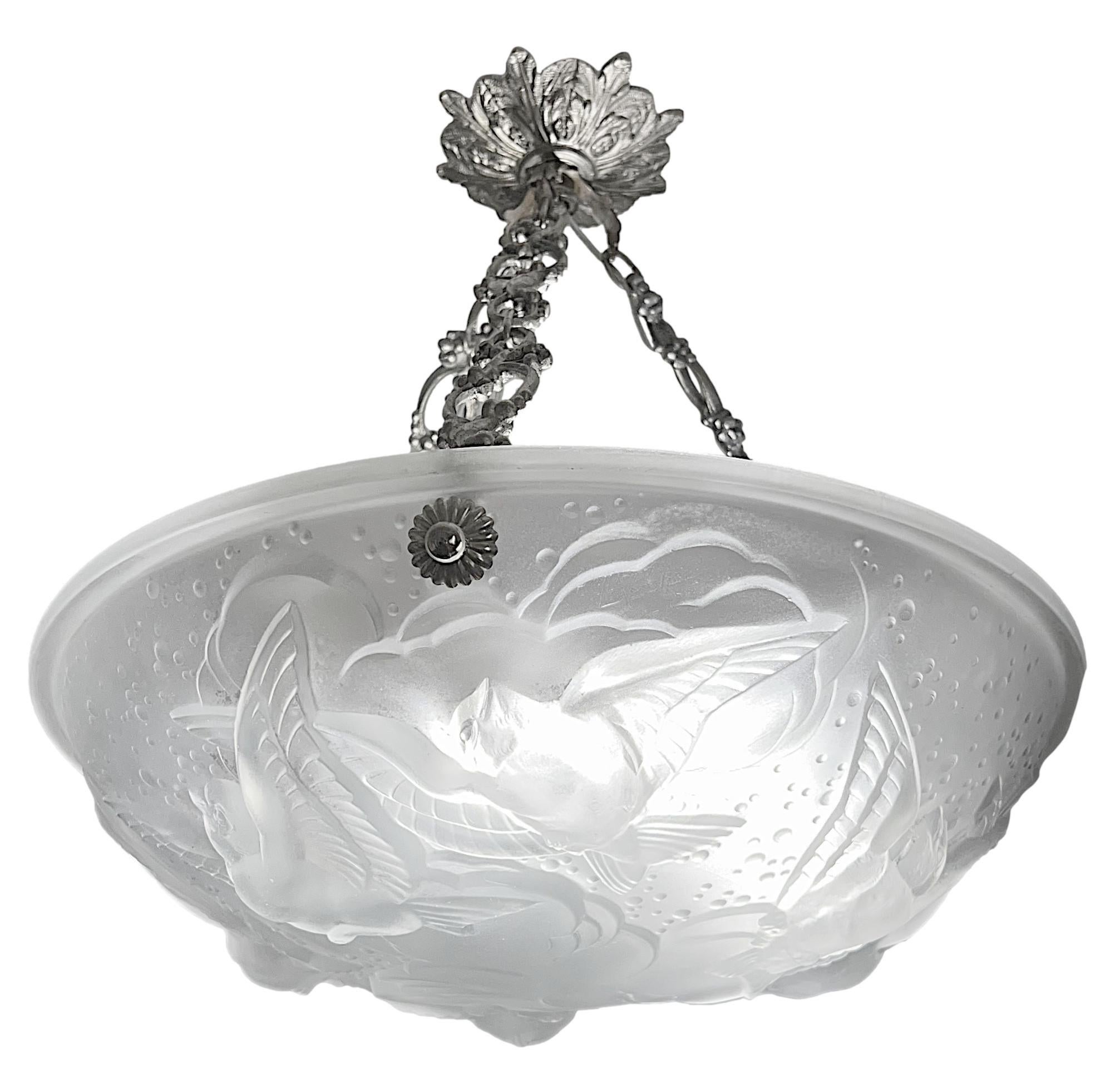 Frosted Muller Freres French Art Deco Swallows Pendant Chandelier, 1920s For Sale