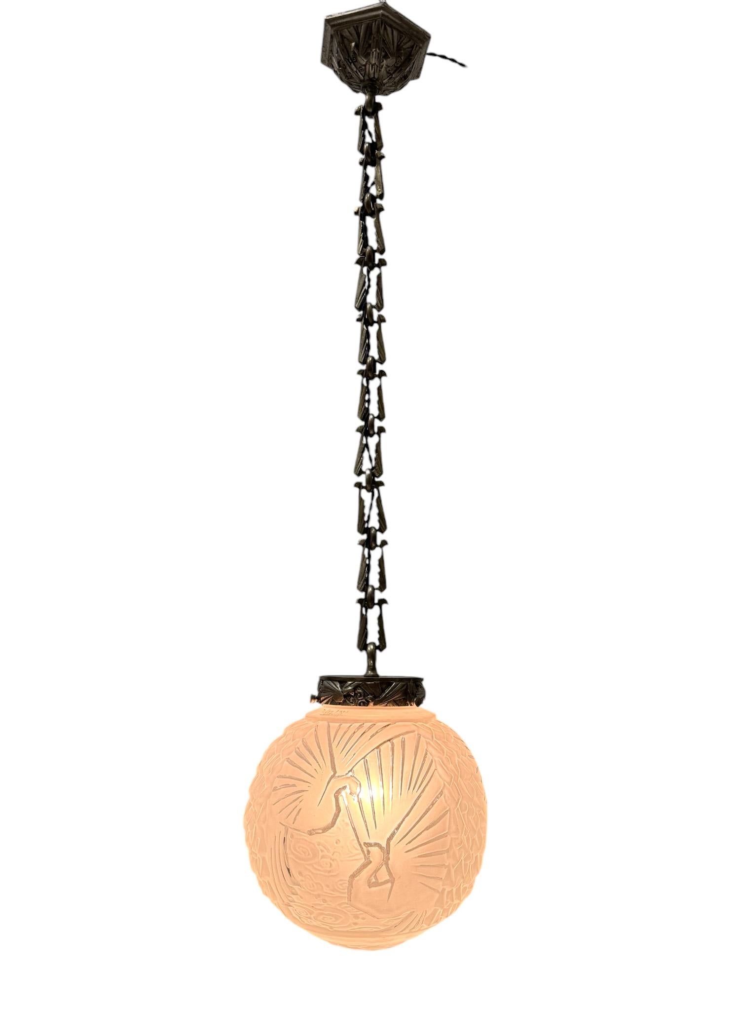 French Muller Frères Luneville  Art Deco Pendant with Original Birds Shade, 1930s For Sale