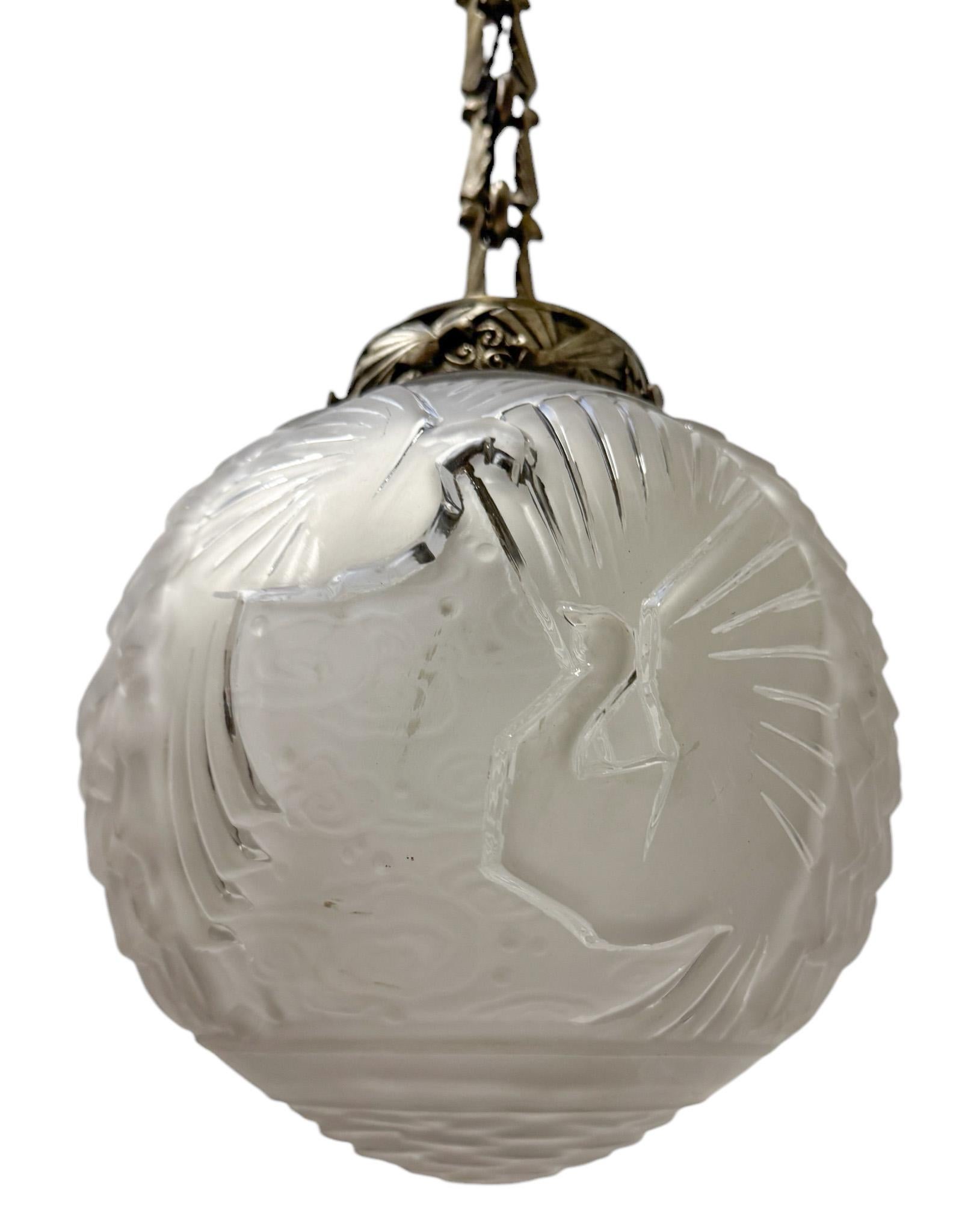 Muller Frères Luneville  Art Deco Pendant with Original Birds Shade, 1930s For Sale 3