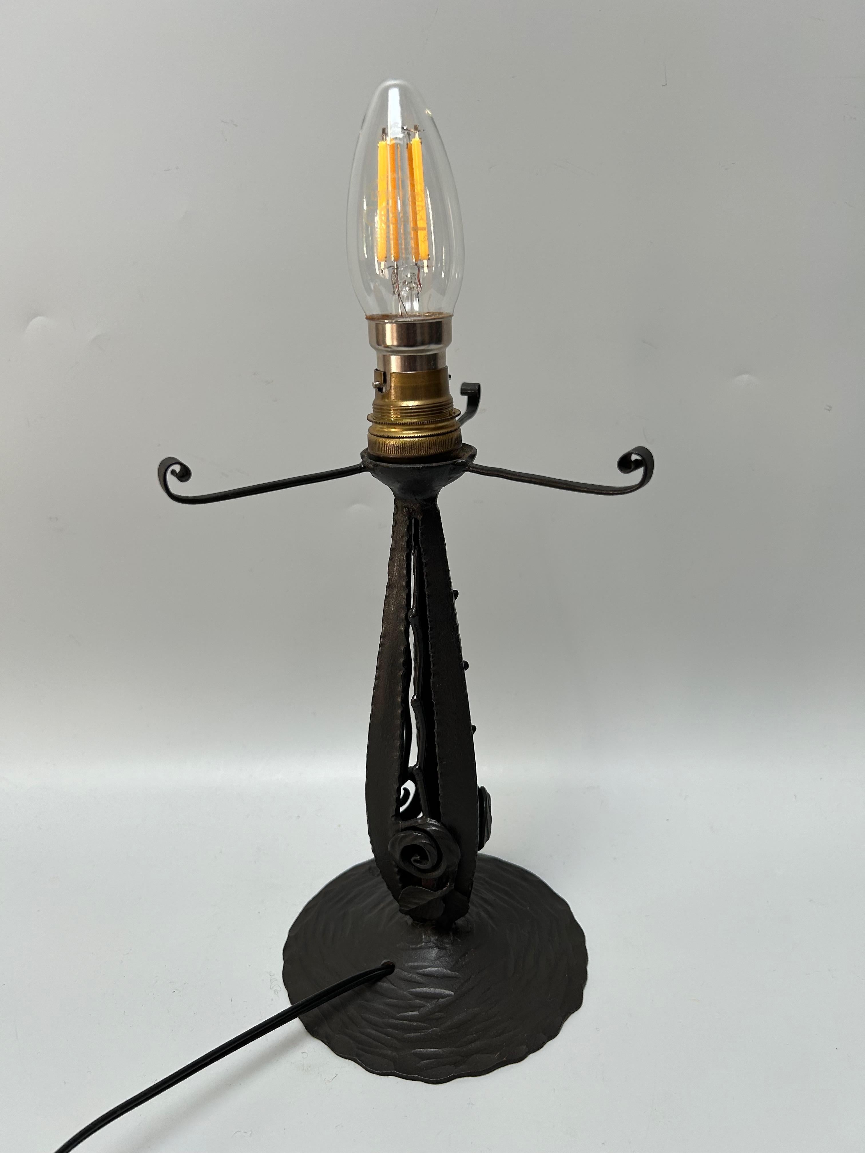 Début du 20ème siècle Iler Frères Luneville Art Deco Table Lamp en vente