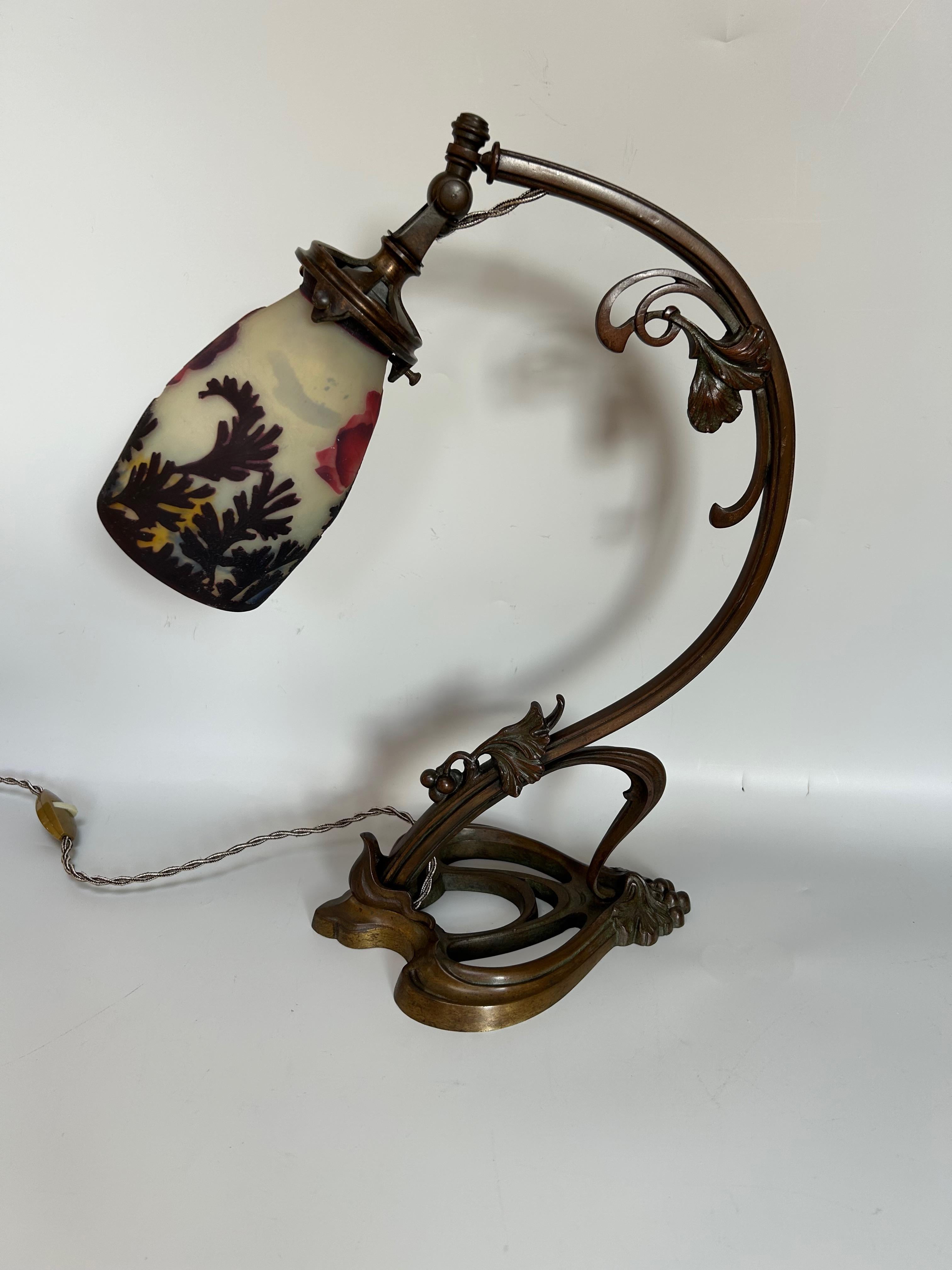 Early 20th Century Muller Frères Luneville Art Nouveau Lamp For Sale