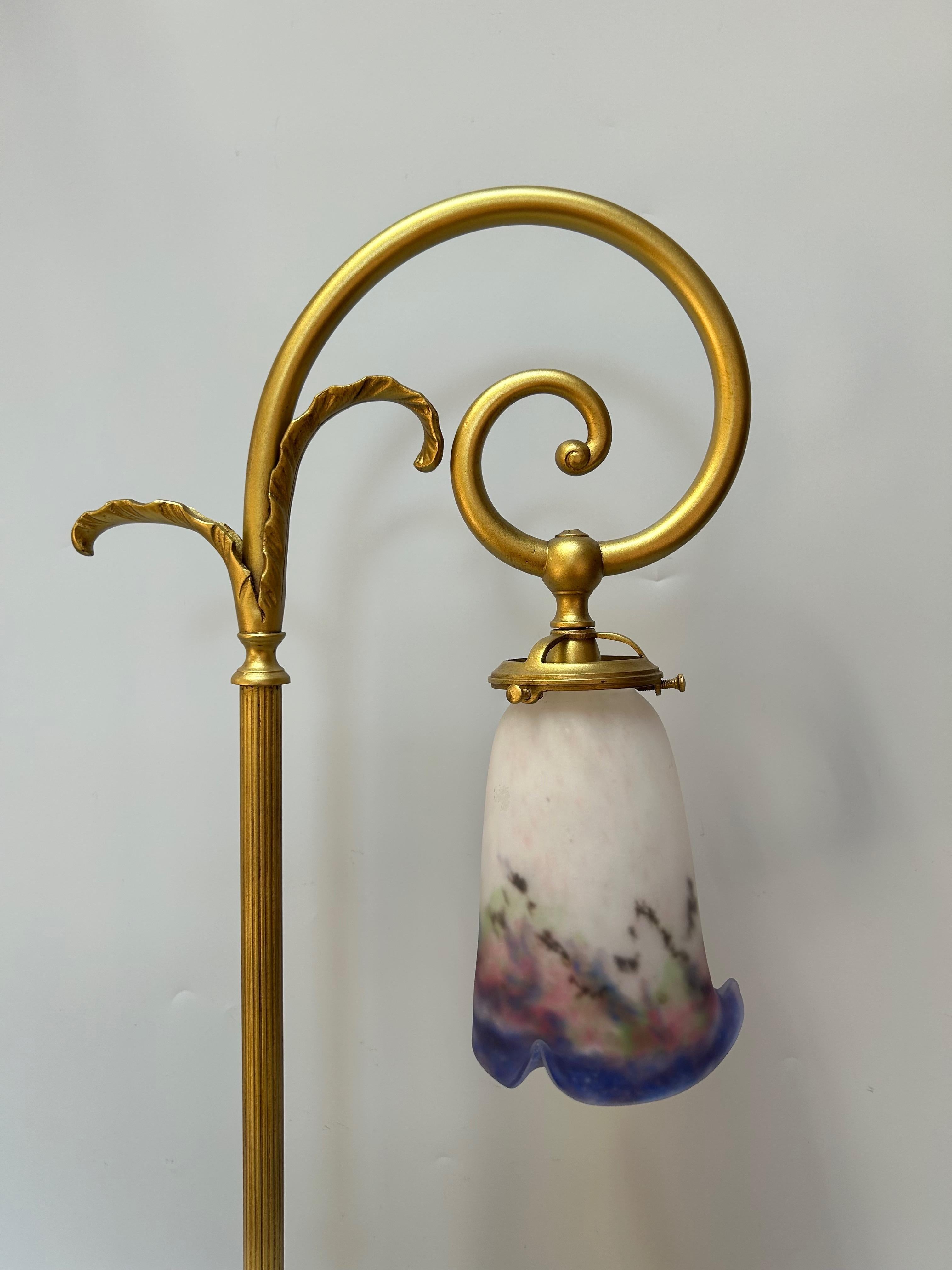 Lámpara de época Art Nouveau Muller Frères Luneville en venta 1