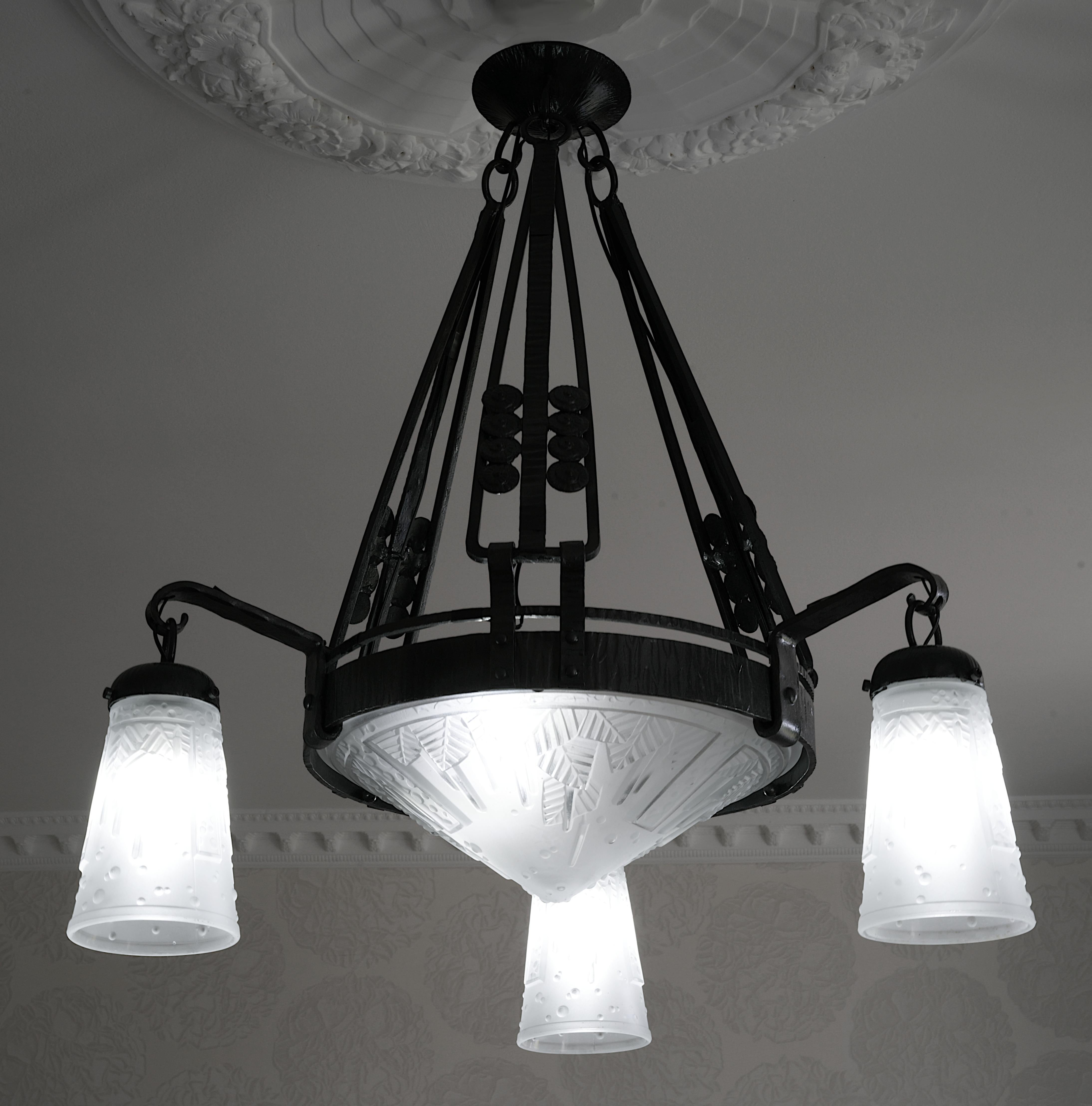 Art Déco Lampadario I. Muller Freres / Marcel Vasseur, 1920 in vendita