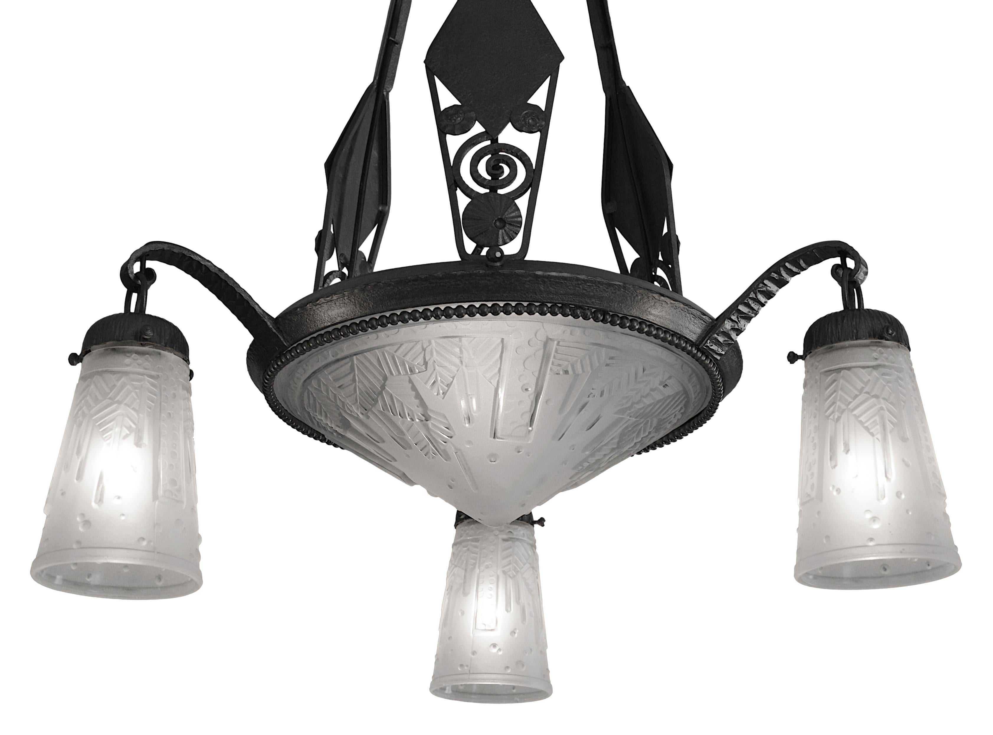 Frosted Muller Freres Marcel Vasseur Fag French Art Deco Chandelier, 1920 For Sale