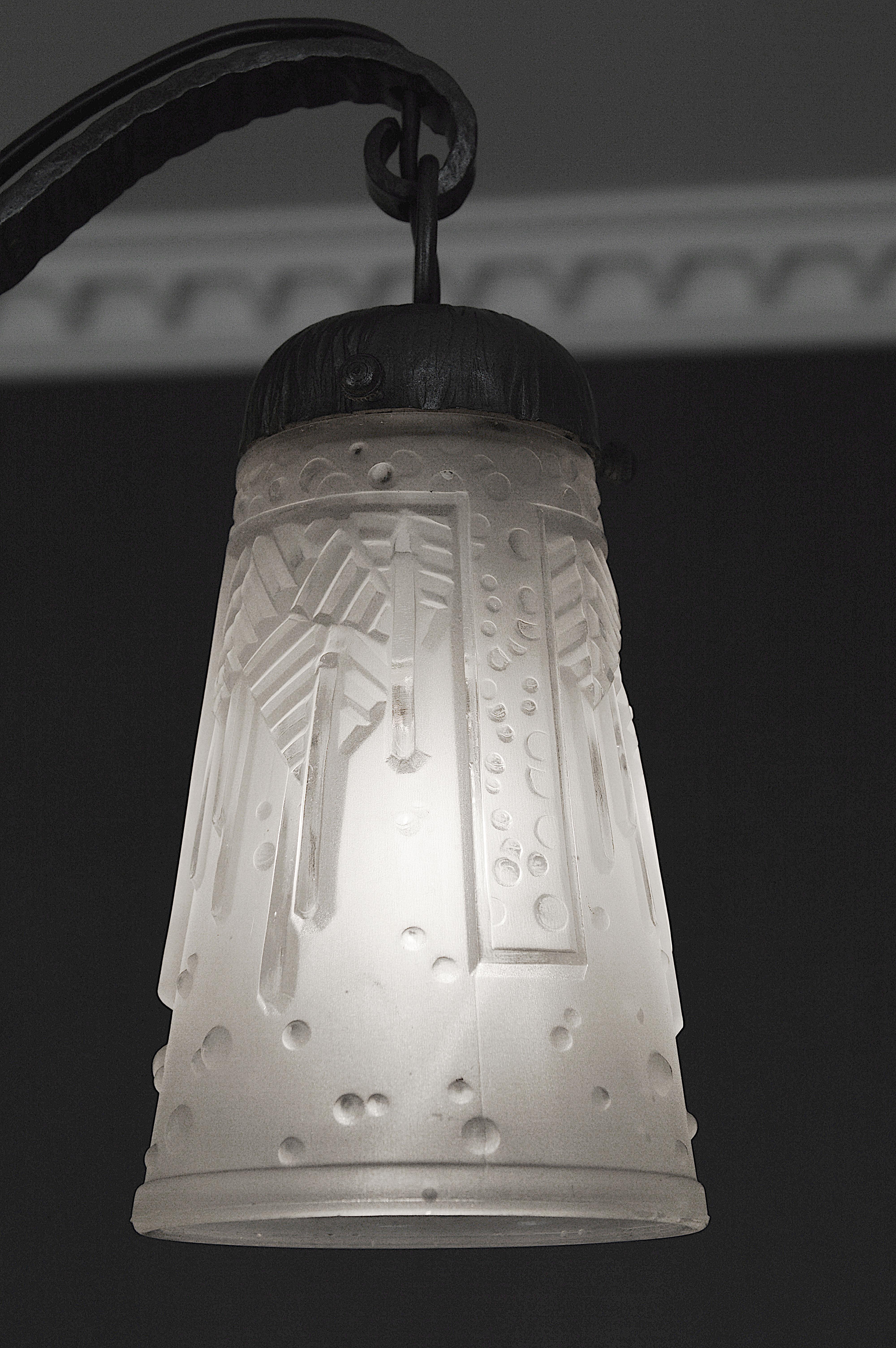 Muller Freres Marcel Vasseur Fag French Art Deco Chandelier, 1920 For Sale 1
