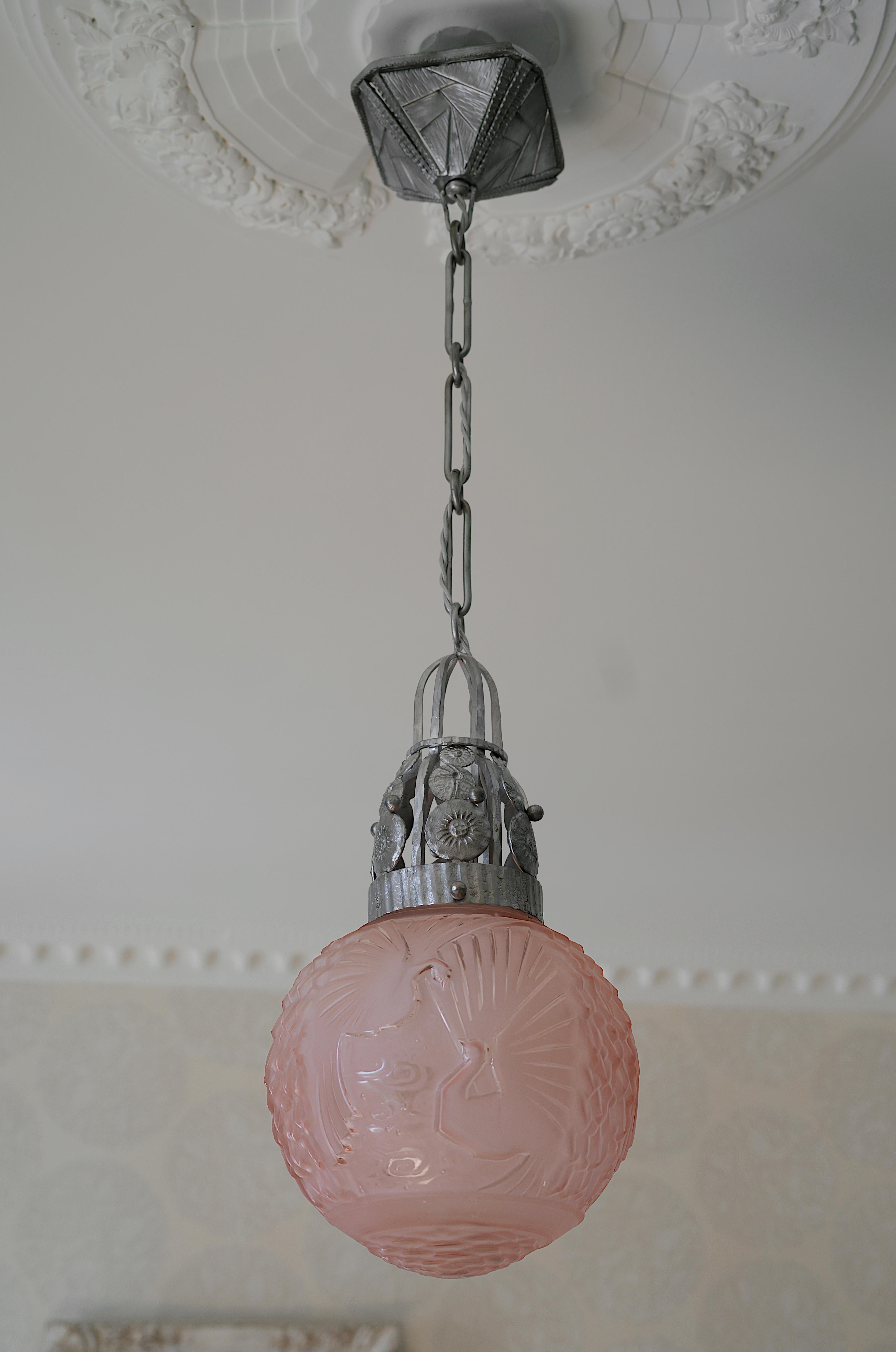 MULLER FRERES / Marcel VASSEUR French Art Deco Pendant Chandelier, 1920 For Sale 1