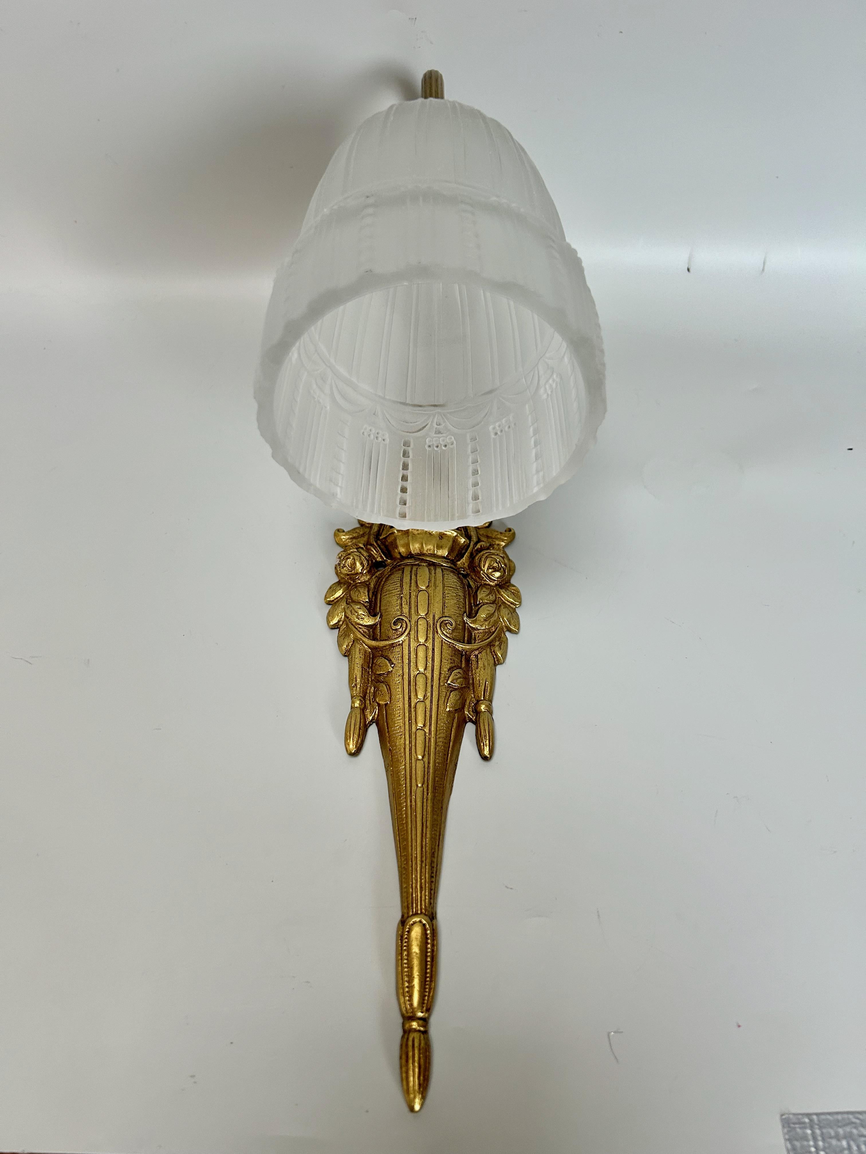 Bronzo Muller Frères Coppia di lampade da parete in stile Art Déco in vendita