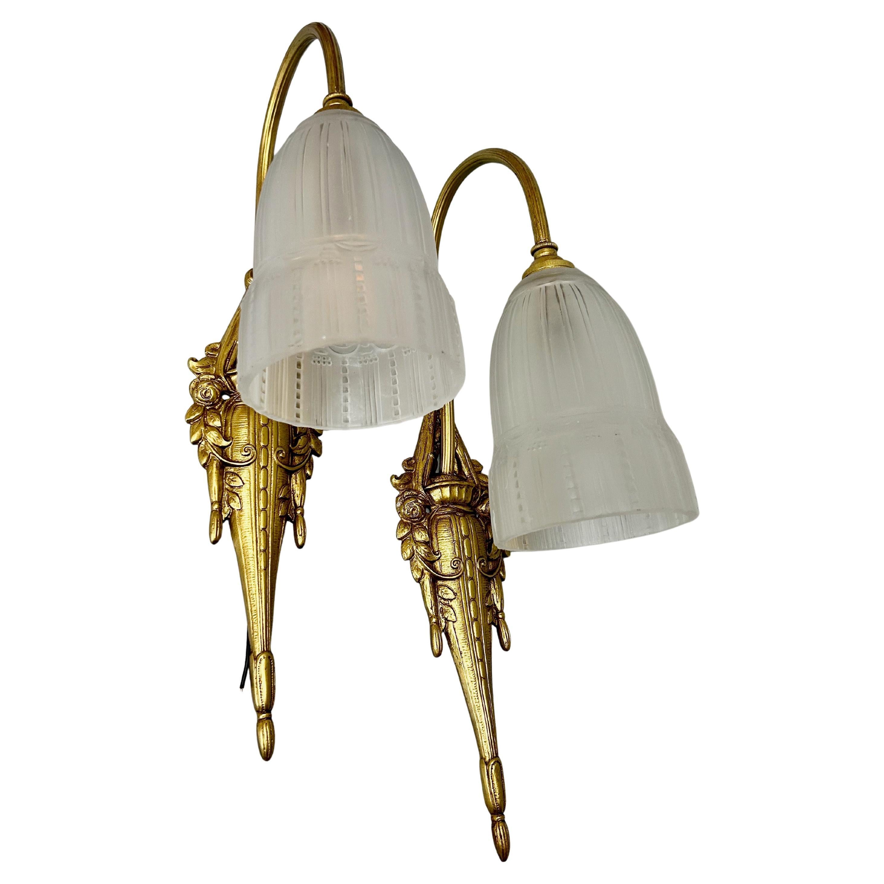 Muller Frères Coppia di lampade da parete in stile Art Déco in vendita