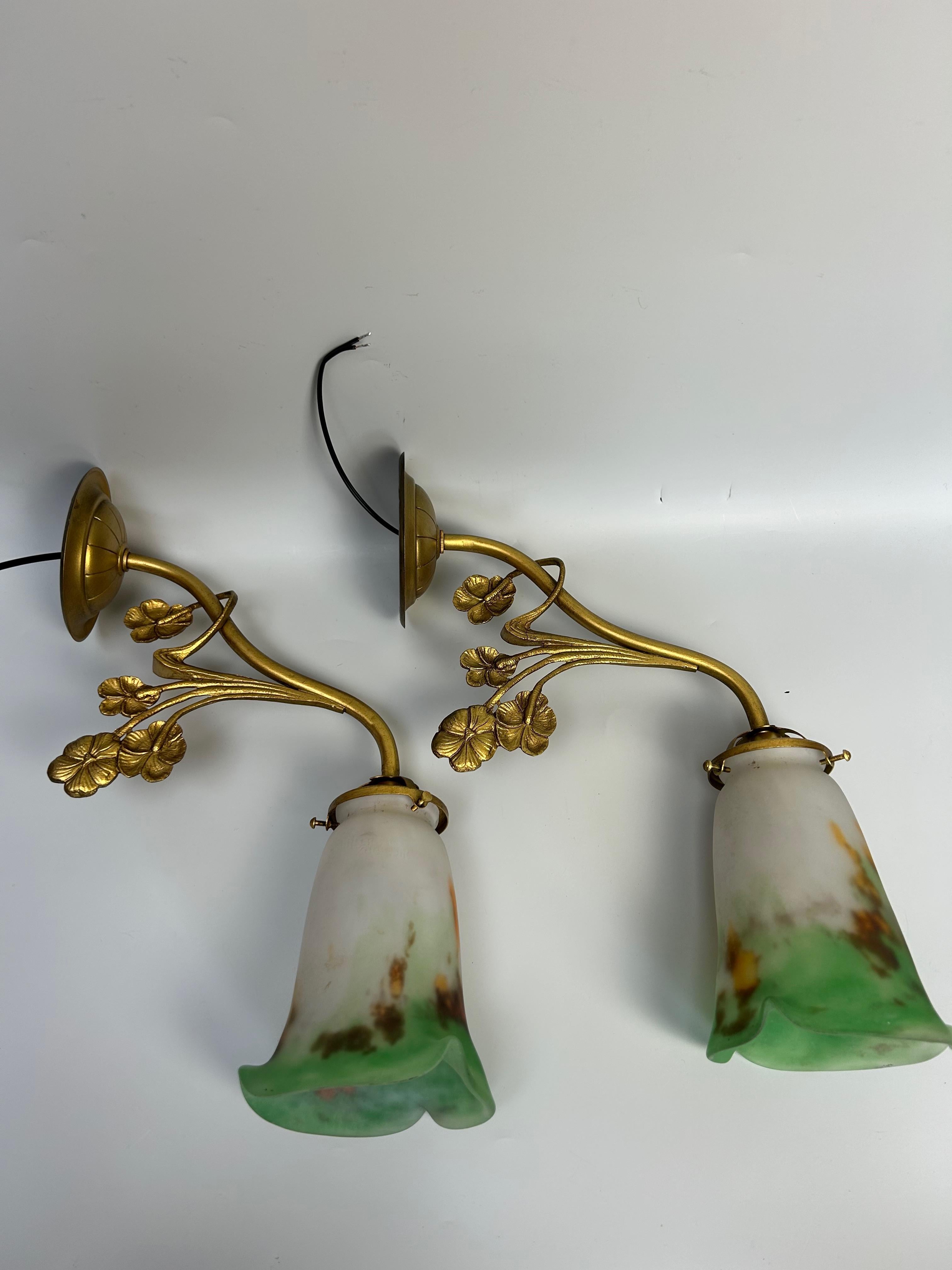 Muller Frères Paire d'appliques murales Art Nouveau en vente 2