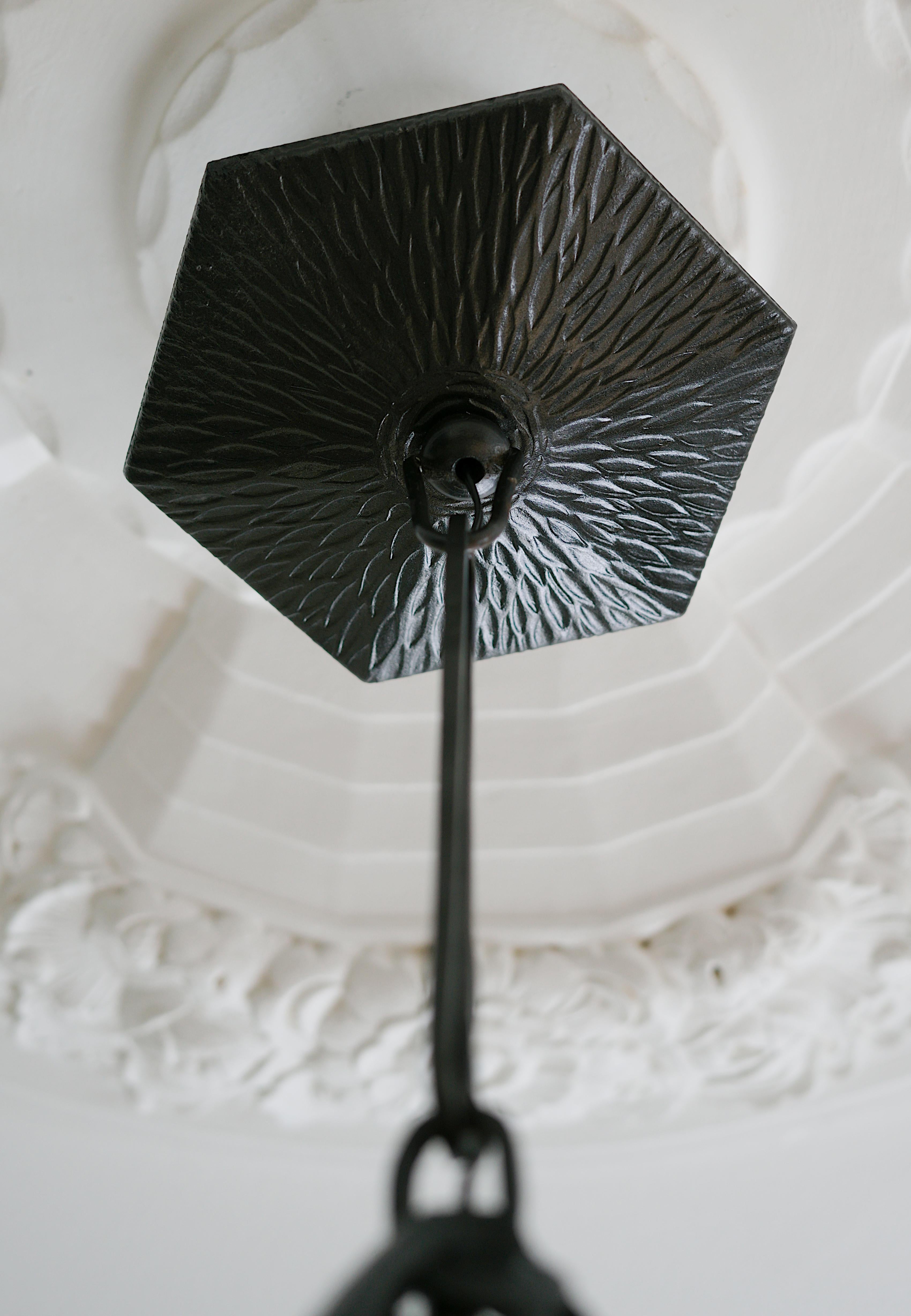 MULLER FRER Coppia di lampadari a sospensione Art Deco francesi a semi-liquido 1920 in vendita 7