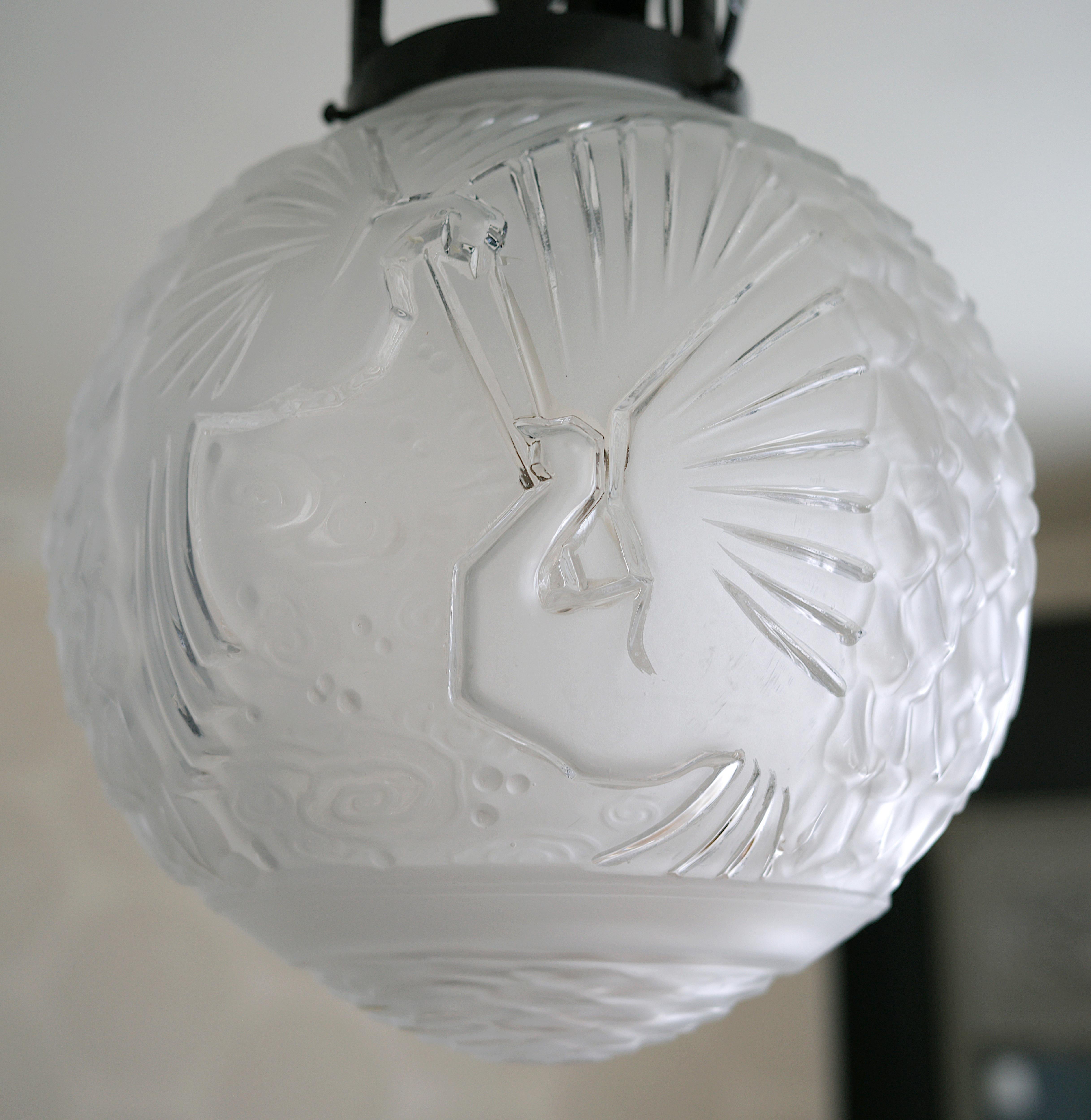 MULLER FRER Coppia di lampadari a sospensione Art Deco francesi a semi-liquido 1920 in vendita 10