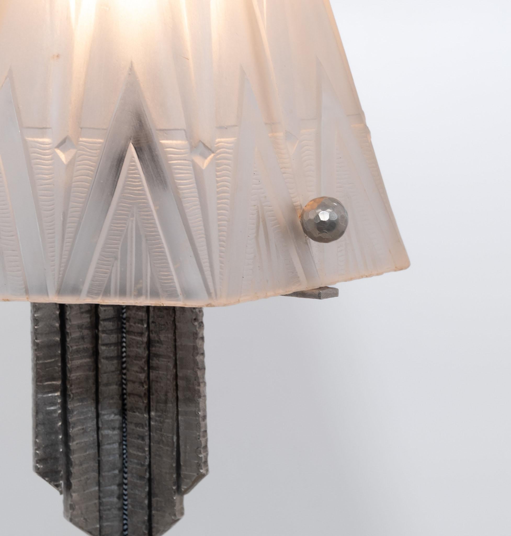 Frosted Muller Frères Signed Art Deco Silvered Iron Table Lamp Edgar Brandt Manner 1930s For Sale