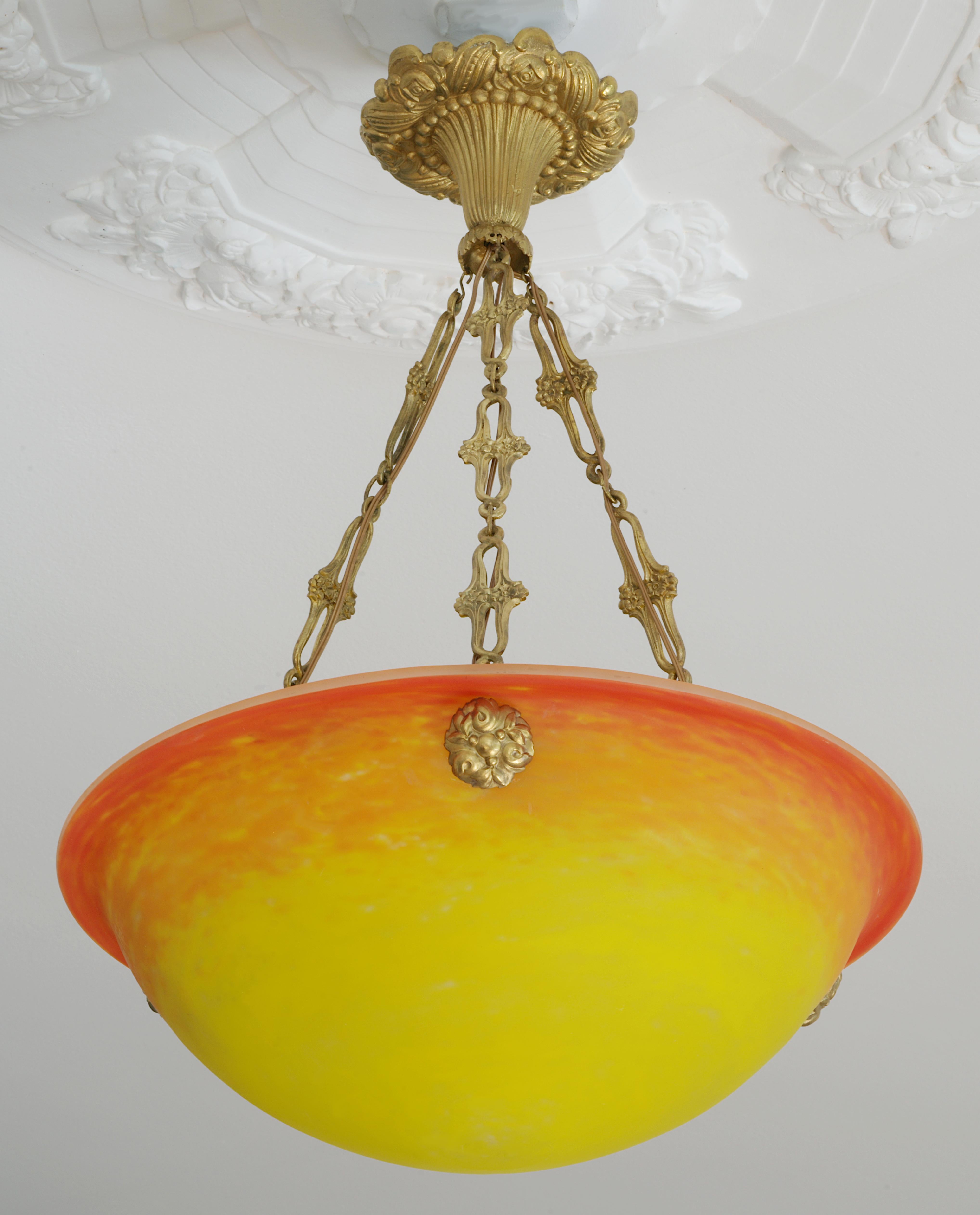 Inizio XX secolo Lampadario a sospensione Muller Freres Sunrise, 1920 in vendita