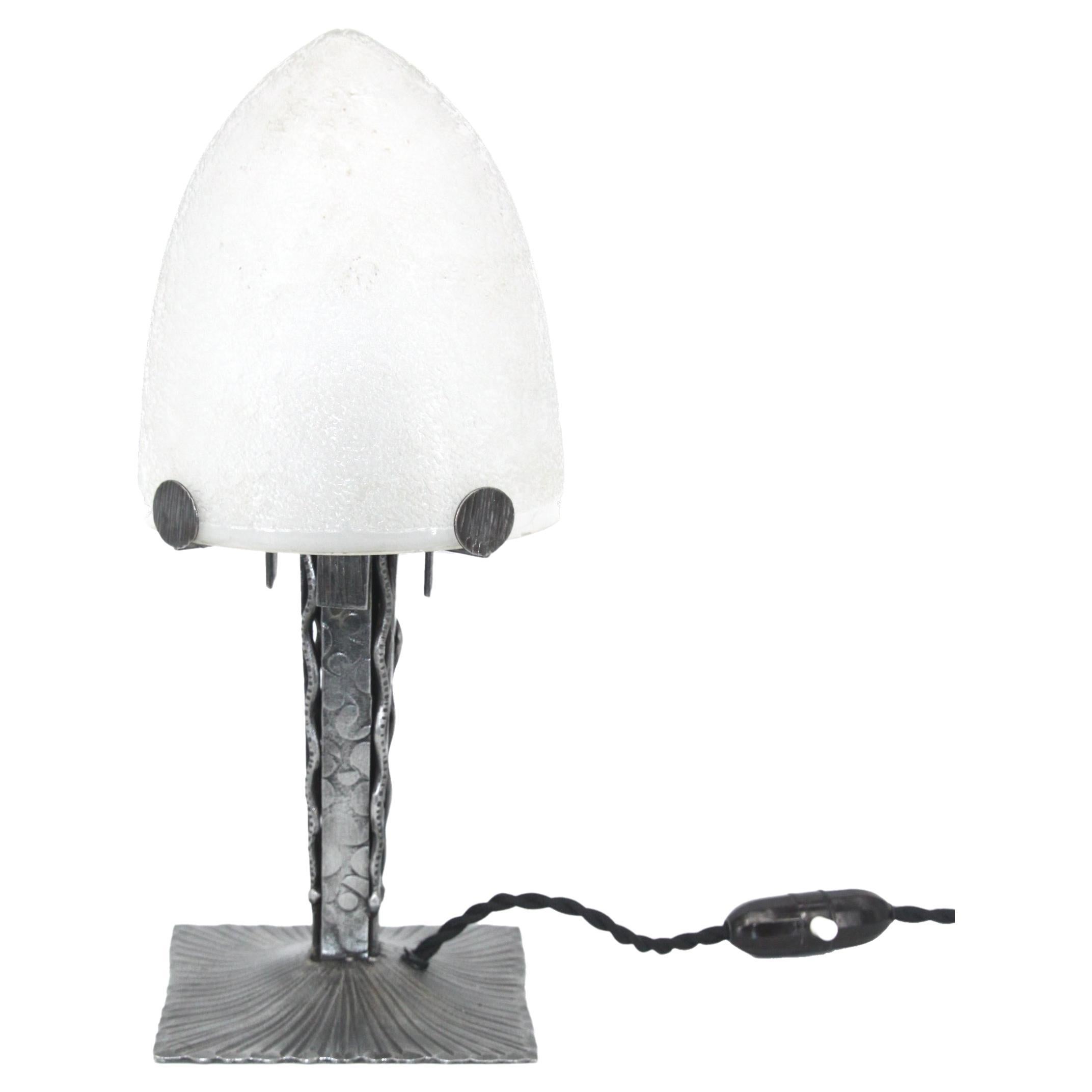 Muller Frères, Table Lamp, Art Nouveau, France, 1920-1933, Glass/Wrought For Sale