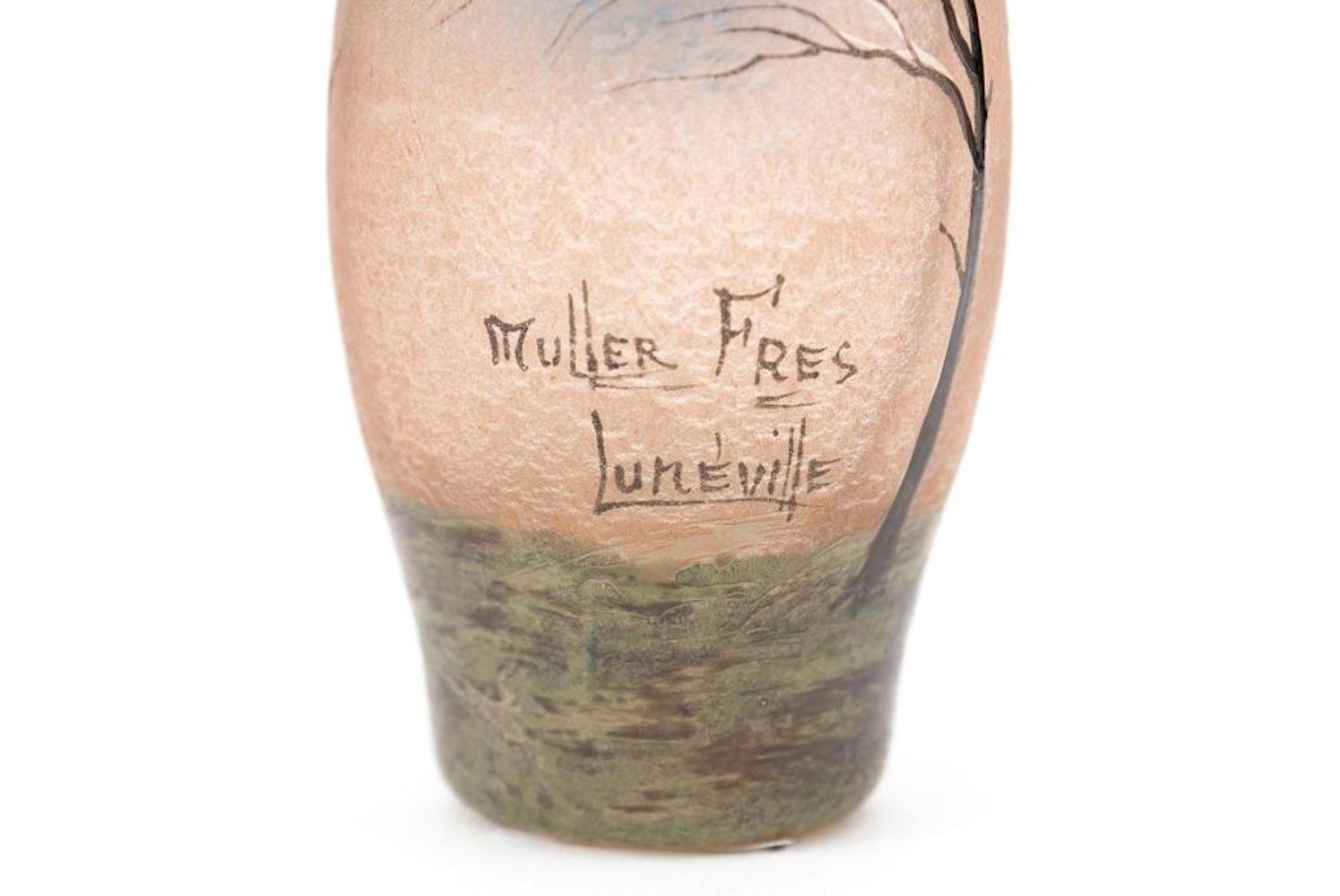 French Muller Fres Bud Vase