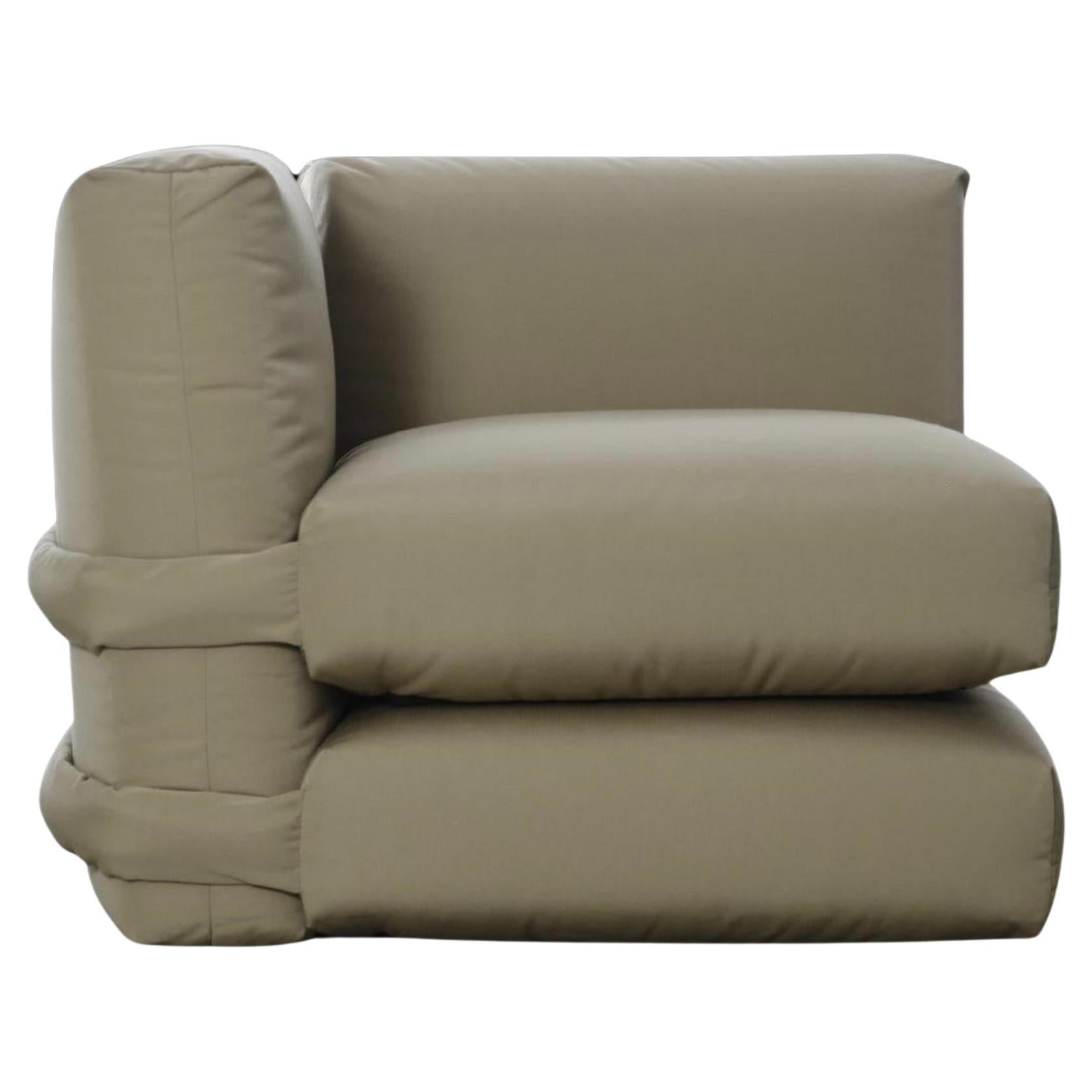 Muller Van Severen Corner UV Pro Beige, Pillow Sofa In Leder Für Bd Barcelona im Angebot