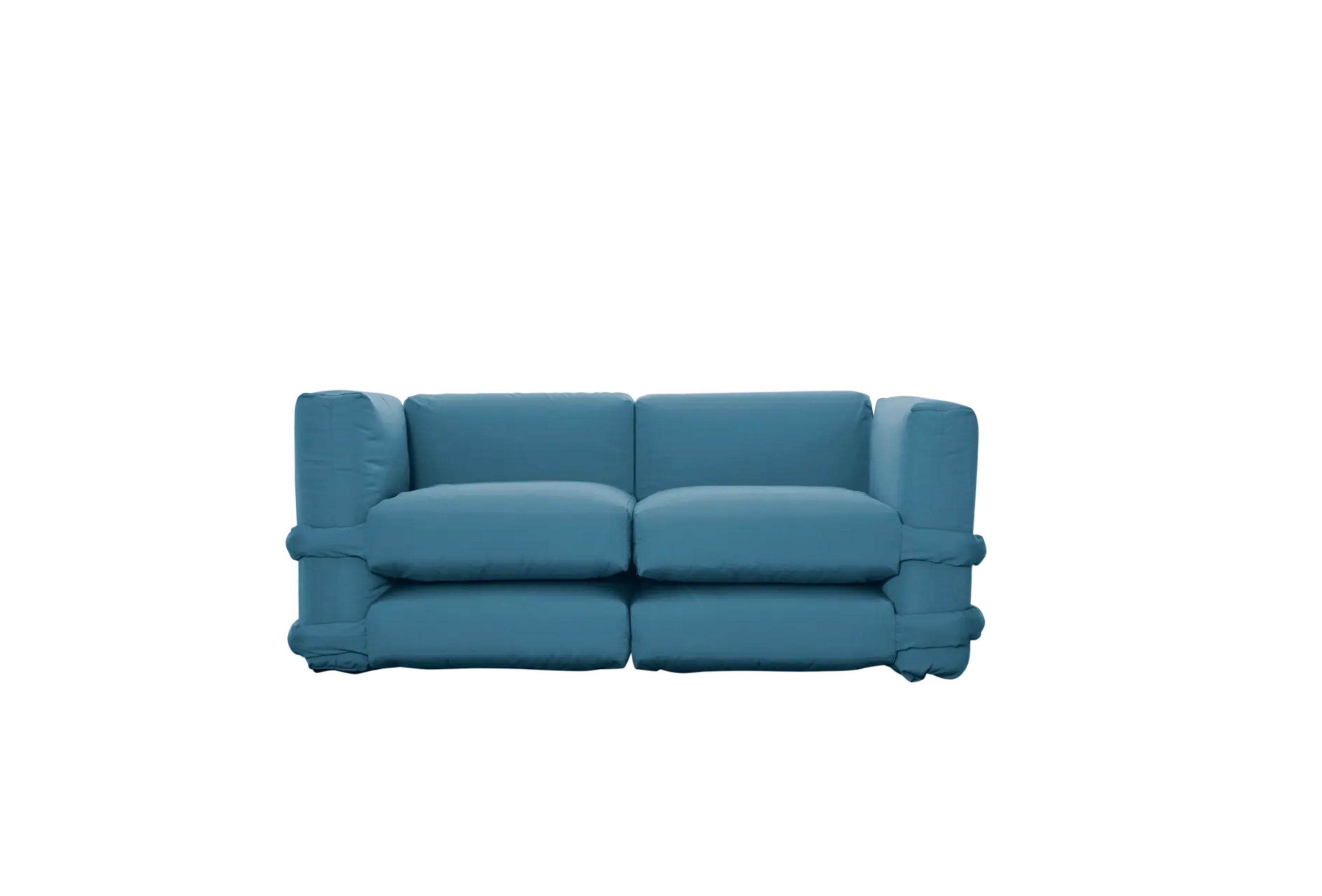 Sofá con almohada Muller Van Severen Sofá de terciopelo para Bd Barcelona 

El sofá modular Pillow de Muller Van Severen llega a BD. Diseñado inicialmente por MVS para KASSL Editions, el sofá Pillow ha sido mejorado en un nuevo sistema lúdico y