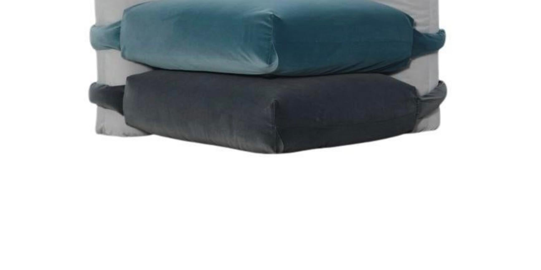 Espagnol Iler Van Severen, Pillow Sofa, Maharam, Module central pour Bd Barcelone en vente