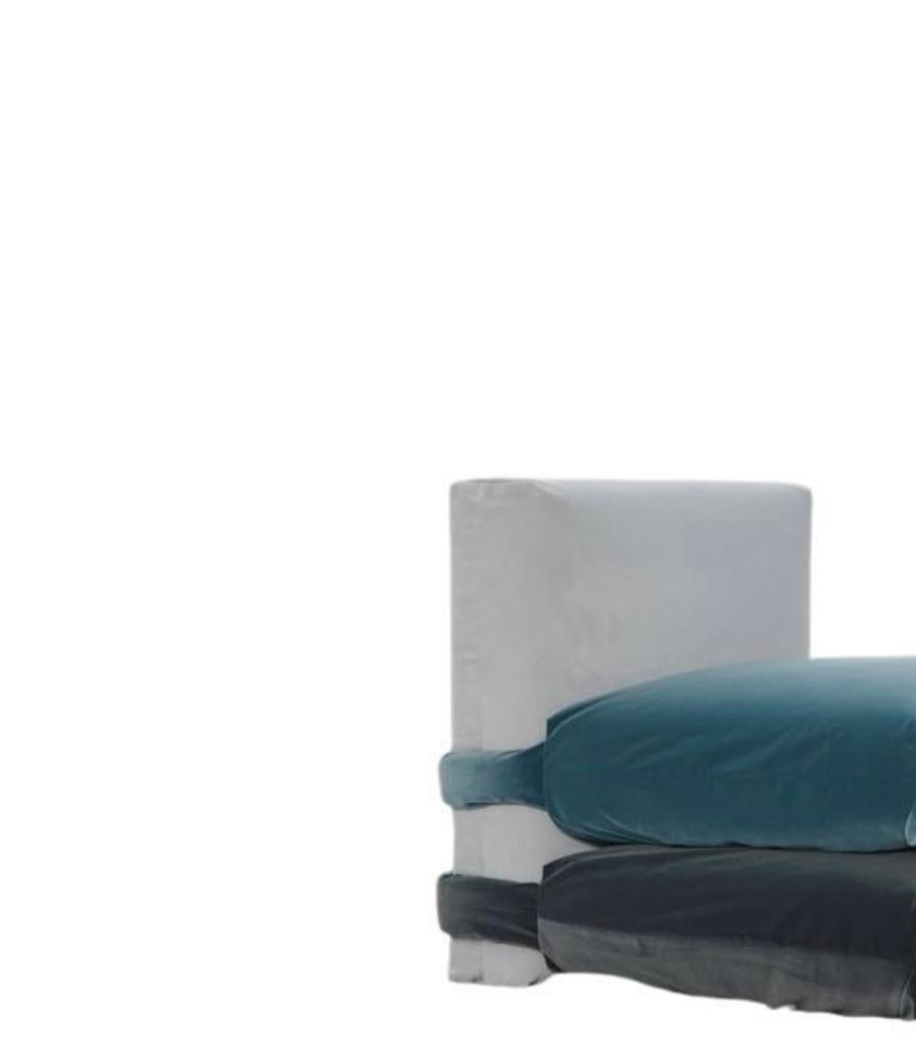 Muller Van Severen, Kissensofa, Maharam, Zentrales Modul für Bd Barcelona (21. Jahrhundert und zeitgenössisch) im Angebot