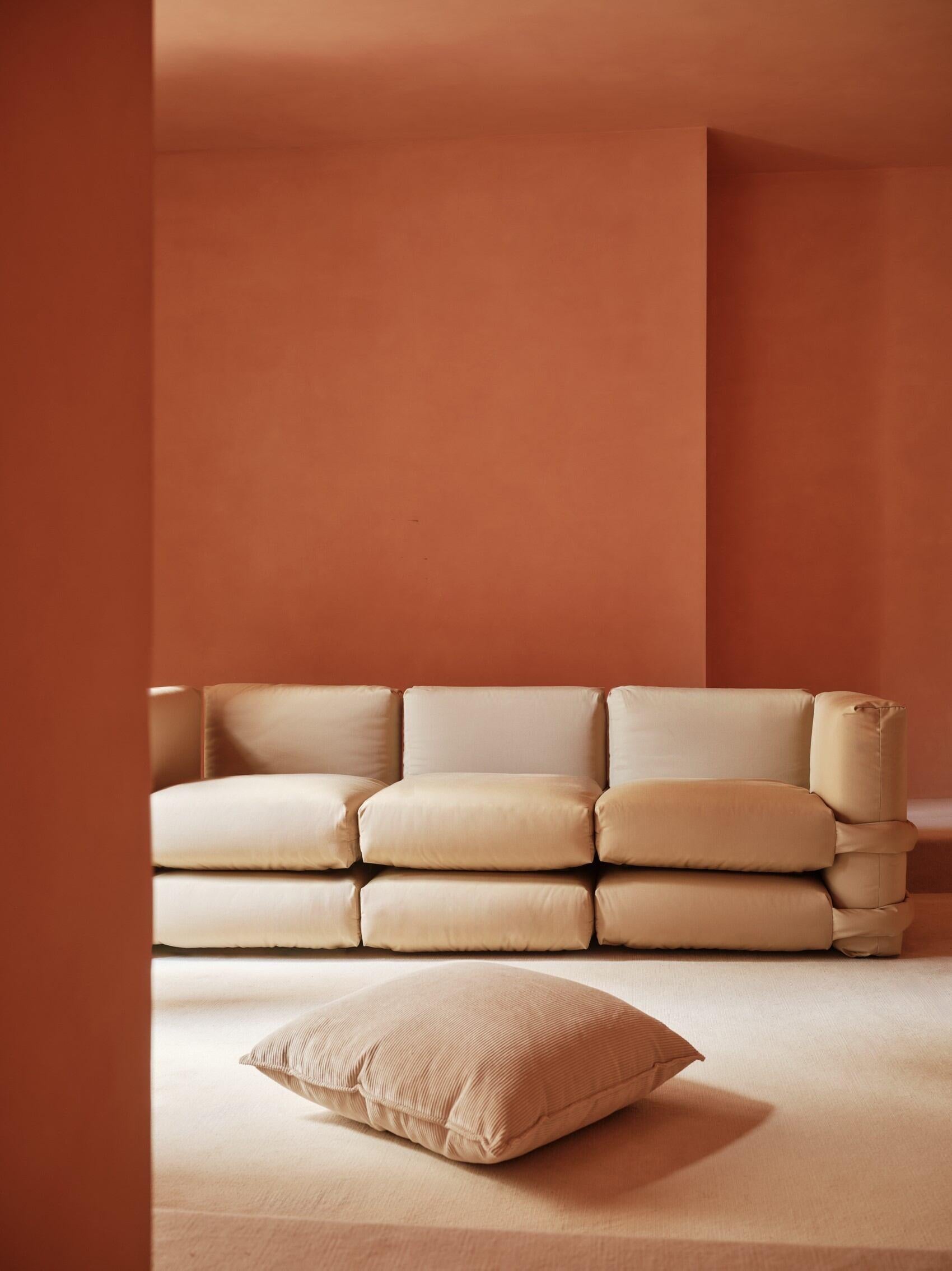 Muller Van Severen, Canapé Oreiller, UV pro, Beige, Module individuel Neuf - En vente à Barcelona, ES