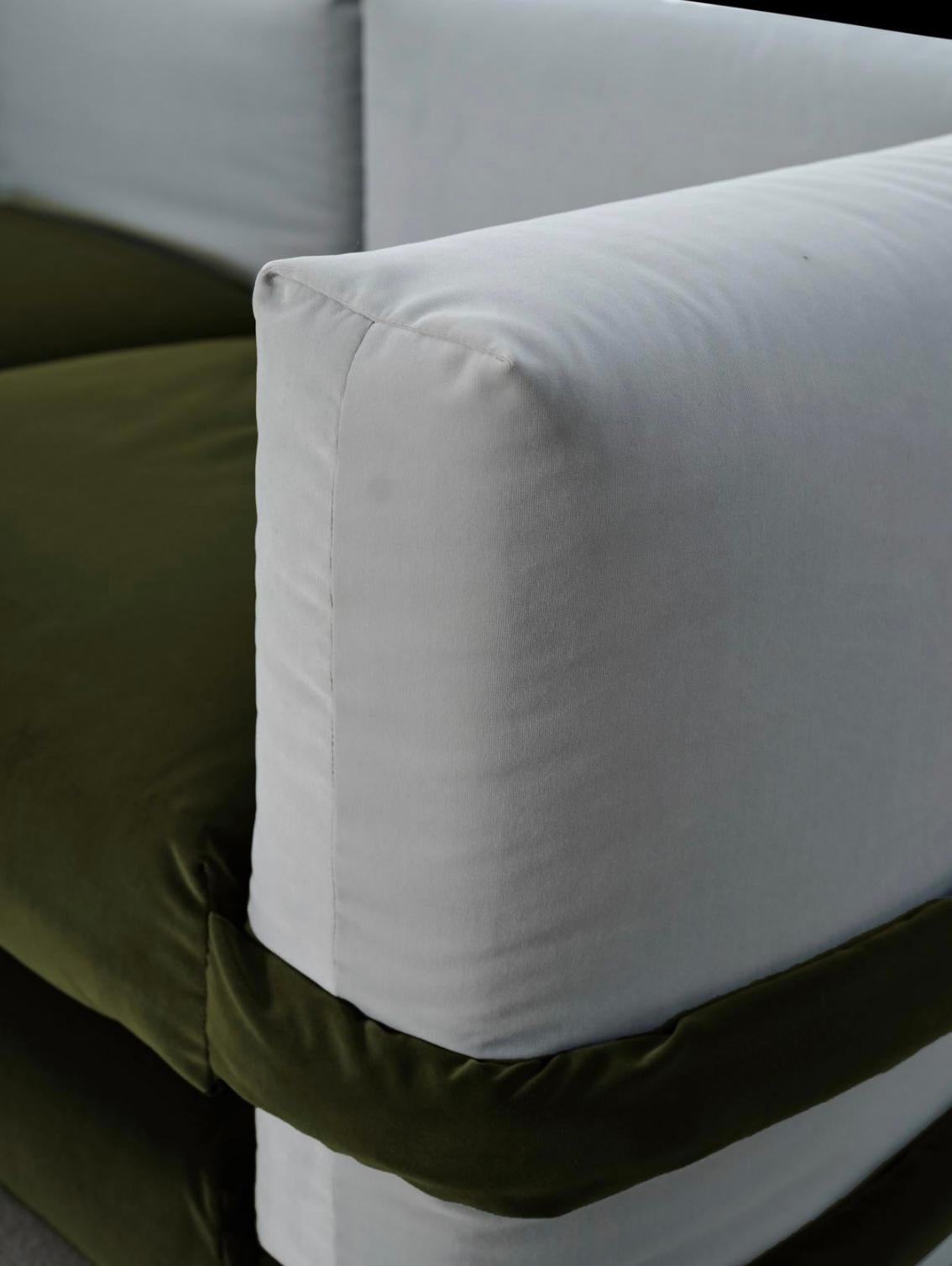 Muller Van Severen Kissen-Sofa aus Samt  Sofa für Bd Barcelona (Polyester) im Angebot
