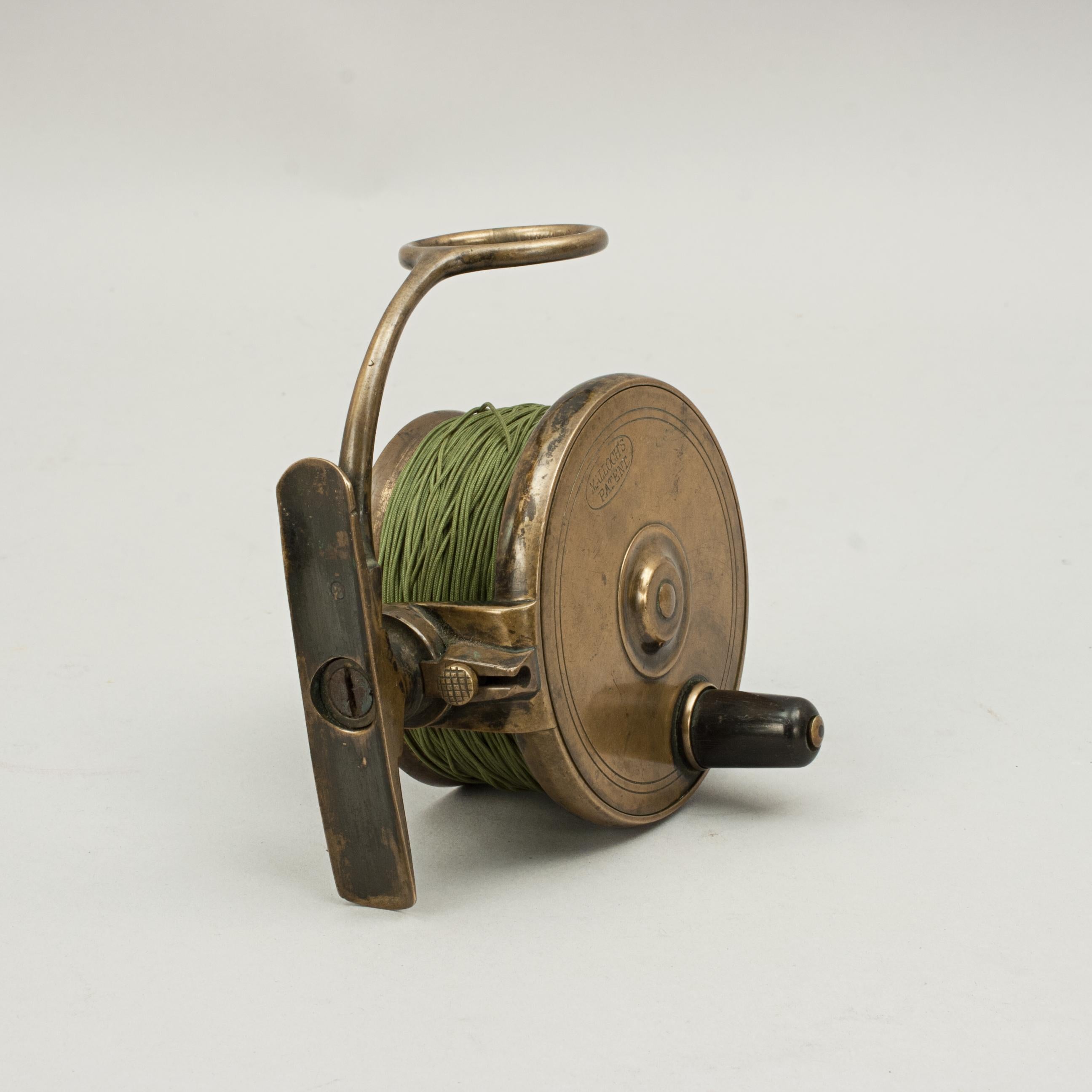 https://a.1stdibscdn.com/mulloch-brass-side-casting-fishing-reel-for-sale-picture-2/f_9757/f_277071621646840909319/28842a_master.jpg