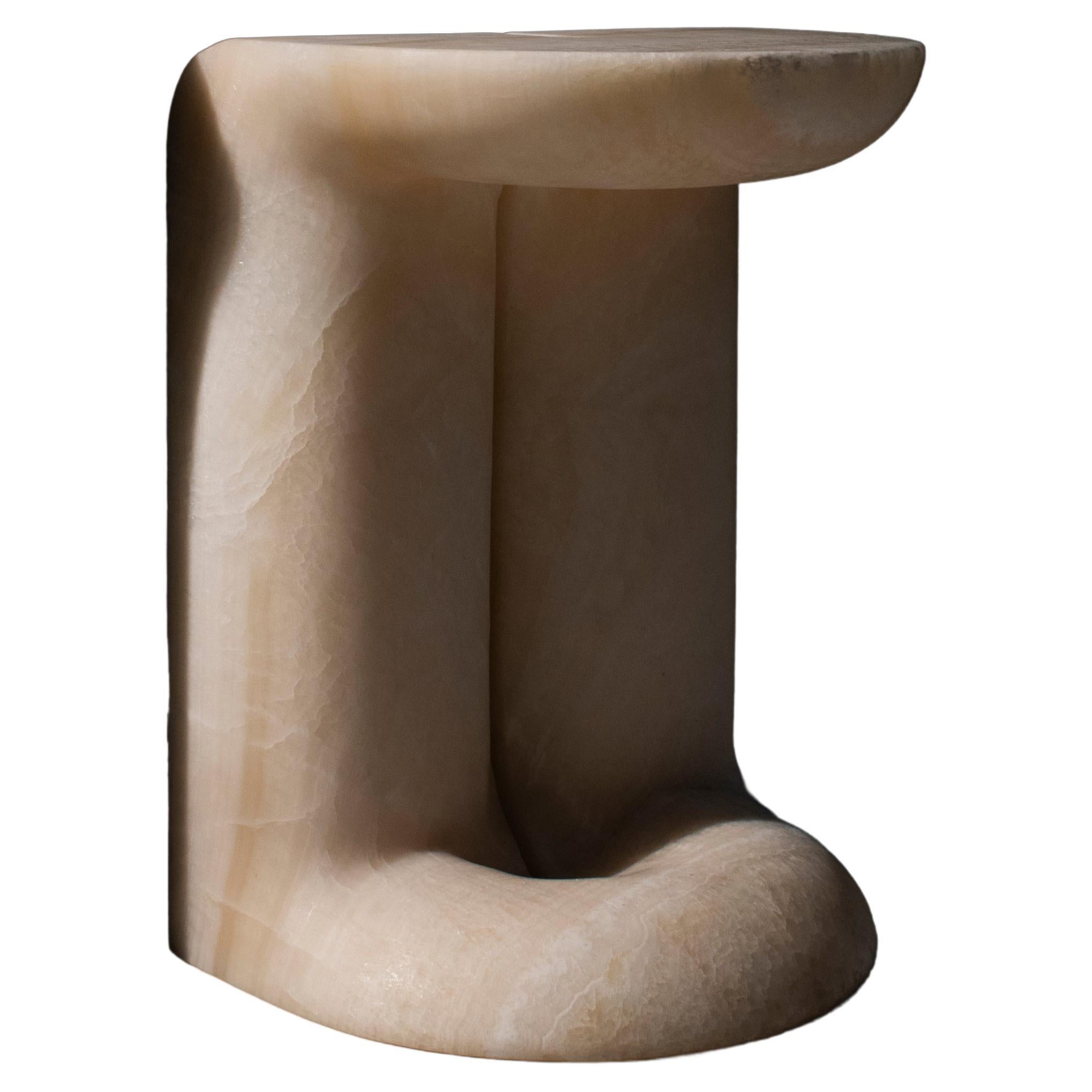 Mullunu onyx side table (2020) by Ian Felton 
Hand carved onyx 
40W x 33D x 55H cm standard size
15.5W x 13D x 26H in standard size
Limited Edition
Edition of 15
Custom color and size upon request

Mullunu onyx side table (2020) is the embodiment of