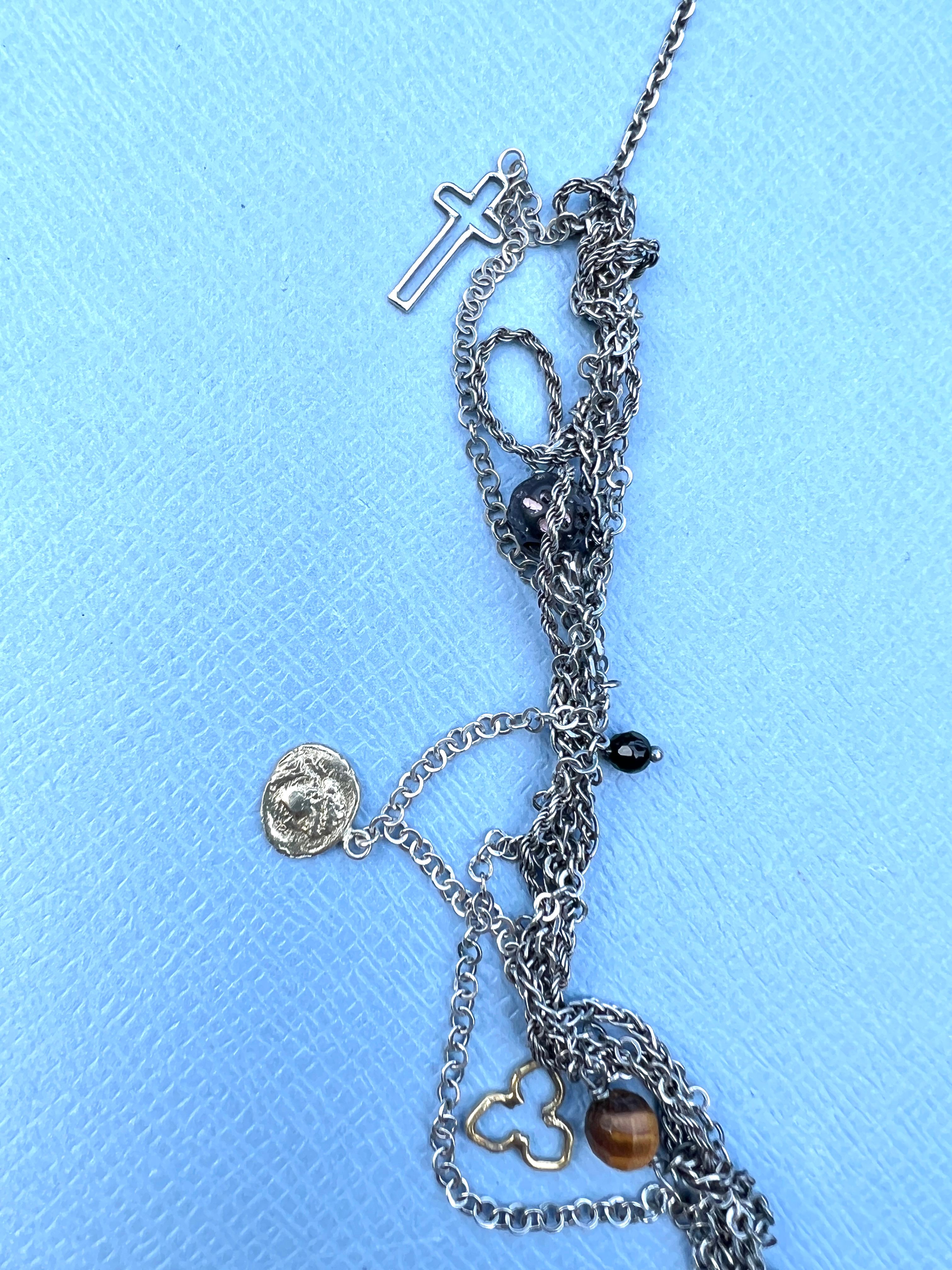 Taglio brillante Collana a catena multipla intrecciata in argento Stella Spinello Occhio di Tigre Labradorite in vendita