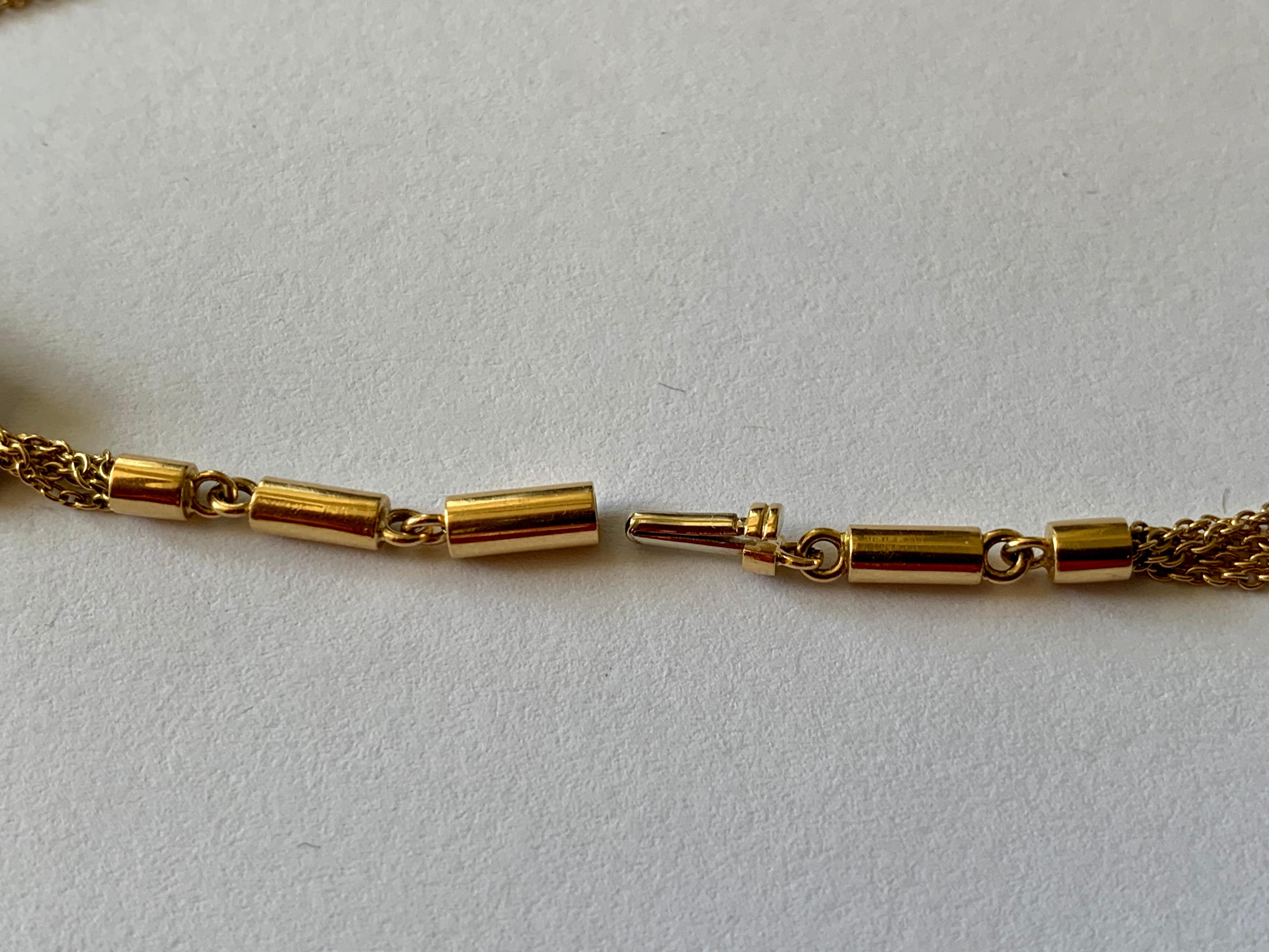 Collier à plusieurs chaînes avec pendentif avec diamants et perles baroques signé Binder en vente 1
