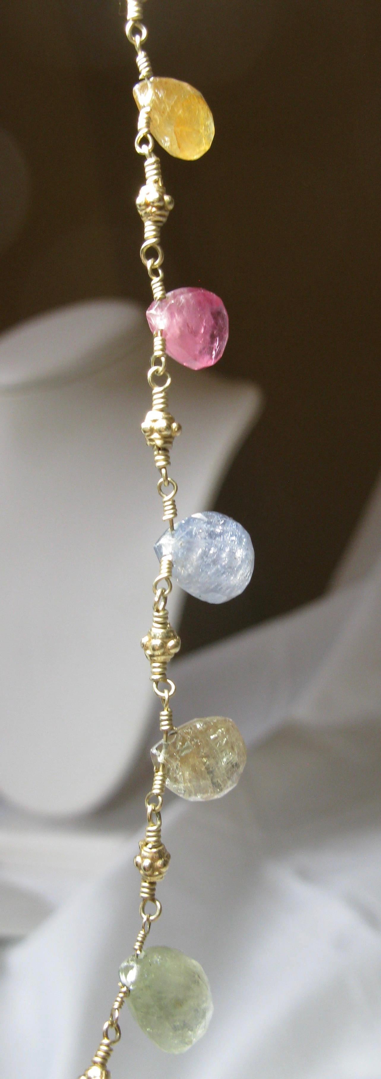 Multi-Color 11 Carat Sapphire Ruby 14 Karat Gold Necklace Etruscan Pear Cut Gems For Sale 3