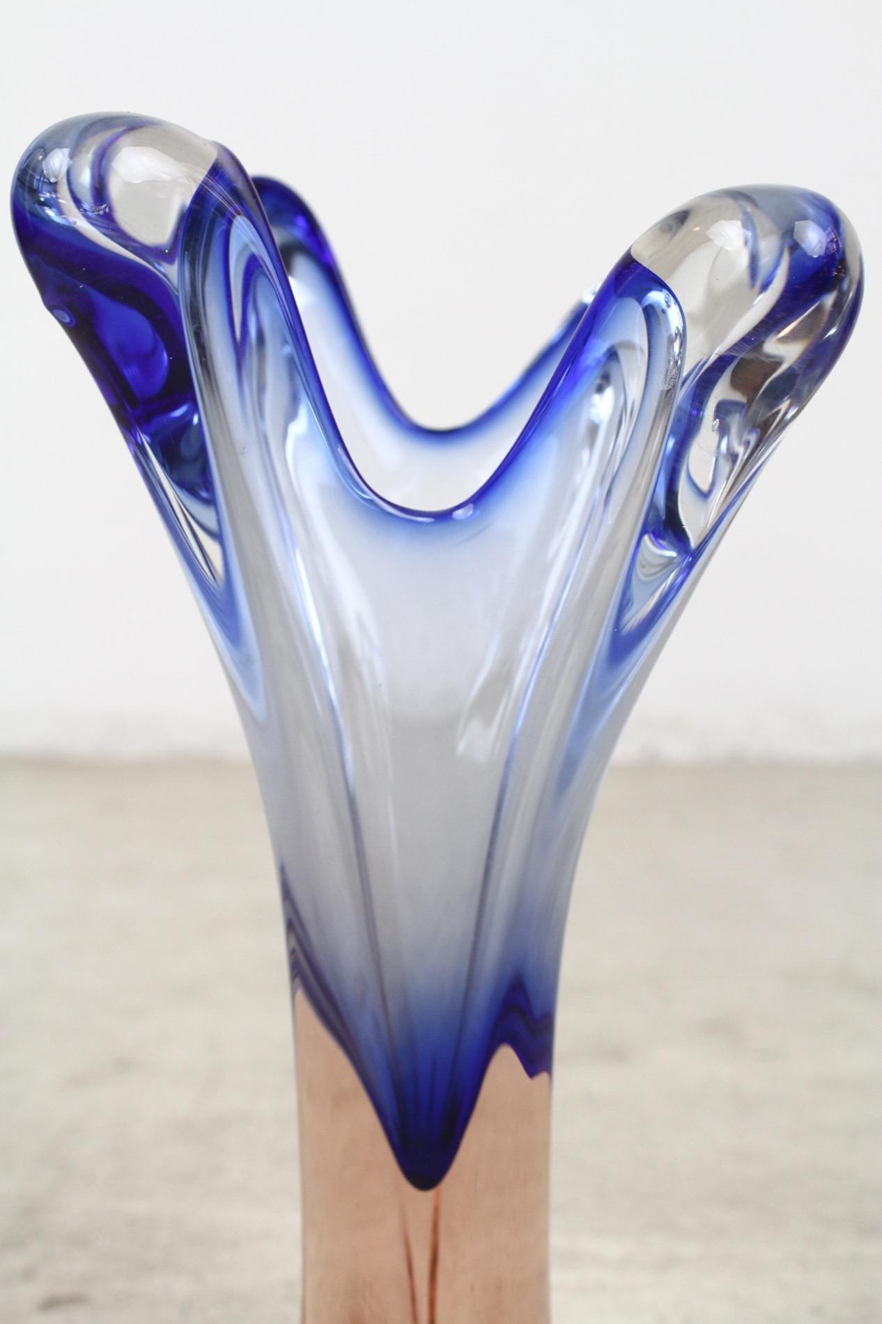 chribska glass vase