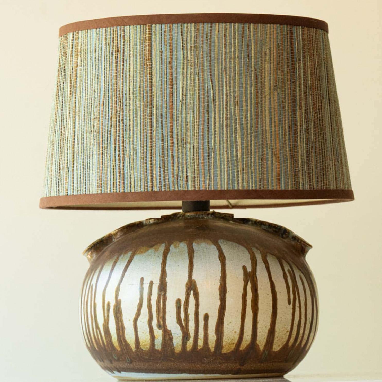 Mehrfarbige Keramik-Tischlampe, neuer Lampenschirm von R. Houben, 1970er Jahre (Sonstiges) im Angebot