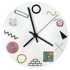 Orologio da parete in corian "MULTI-COLOR" di Kim Mullis come Wilderness Bodies