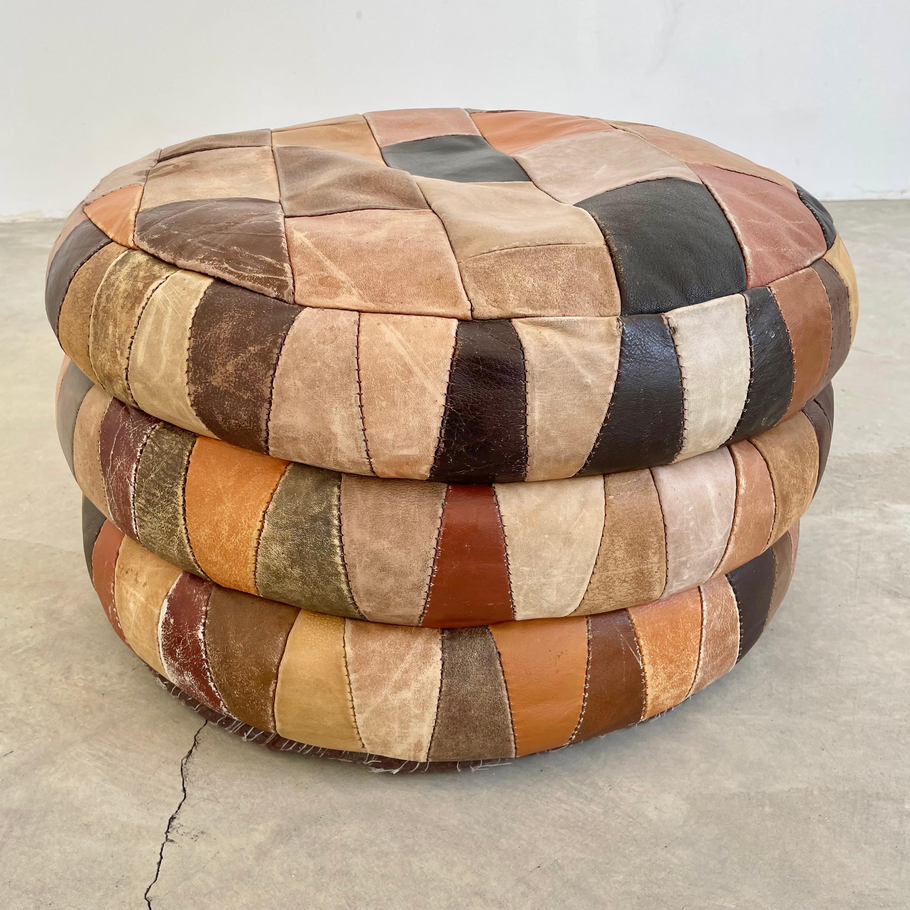 Multi-color De Sede Patchwork Leather Pouf, 1960s Switzerland In Good Condition In Los Angeles, CA