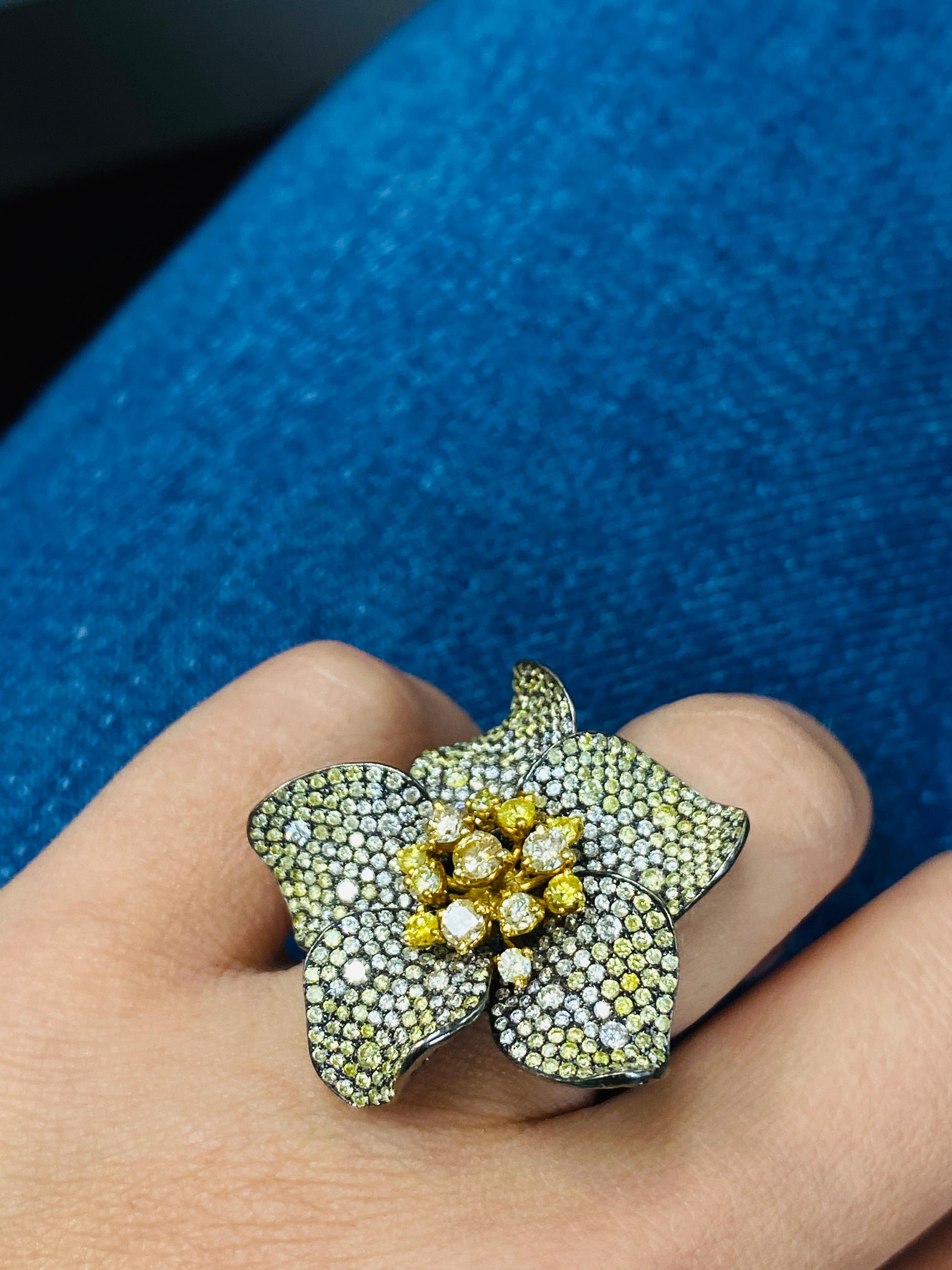 Multi-Color Diamond Gold Flower Ring For Sale 2