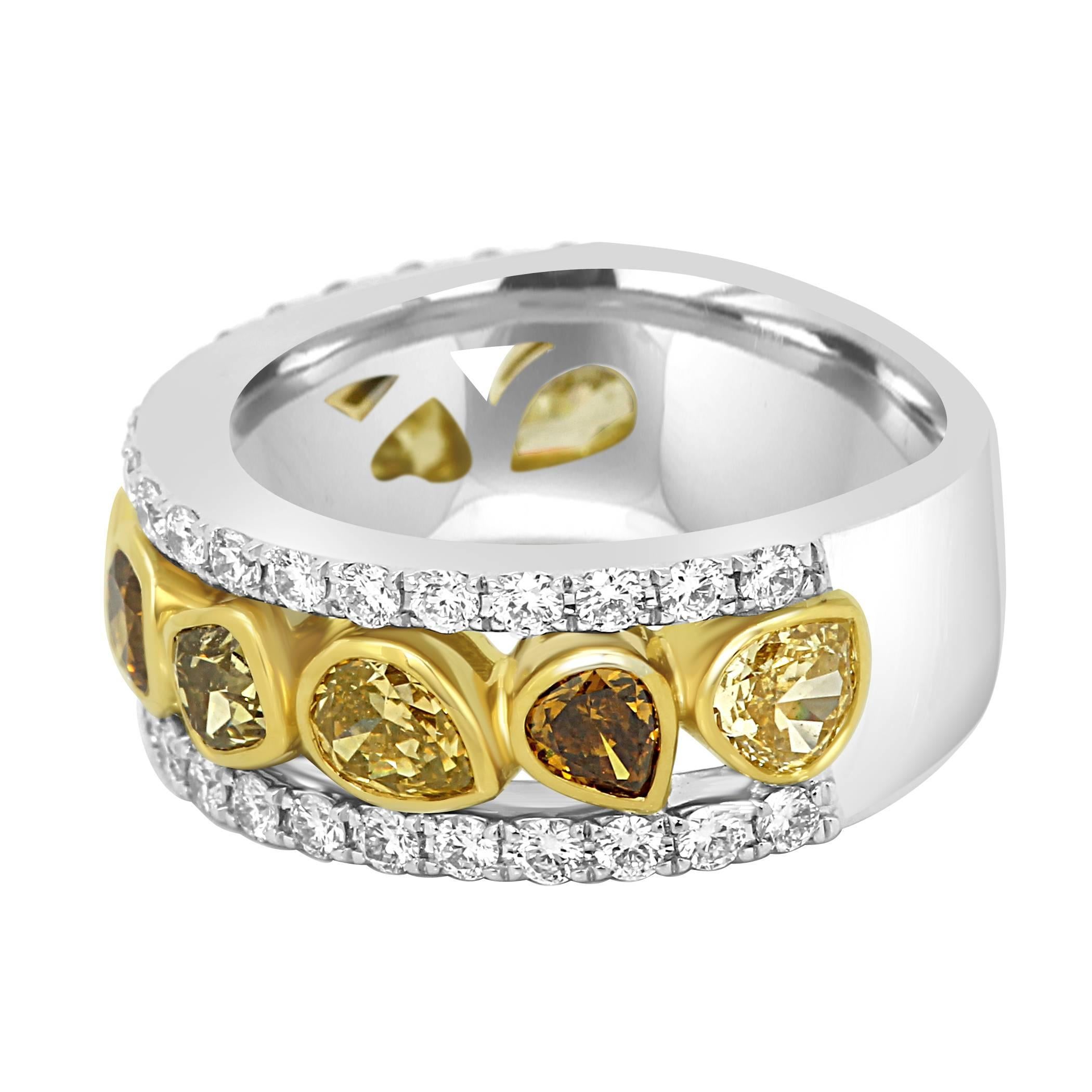 Modern Multi-Color Diamond Three-Row Two-Color Gold Fashion Cocktail Band Ring