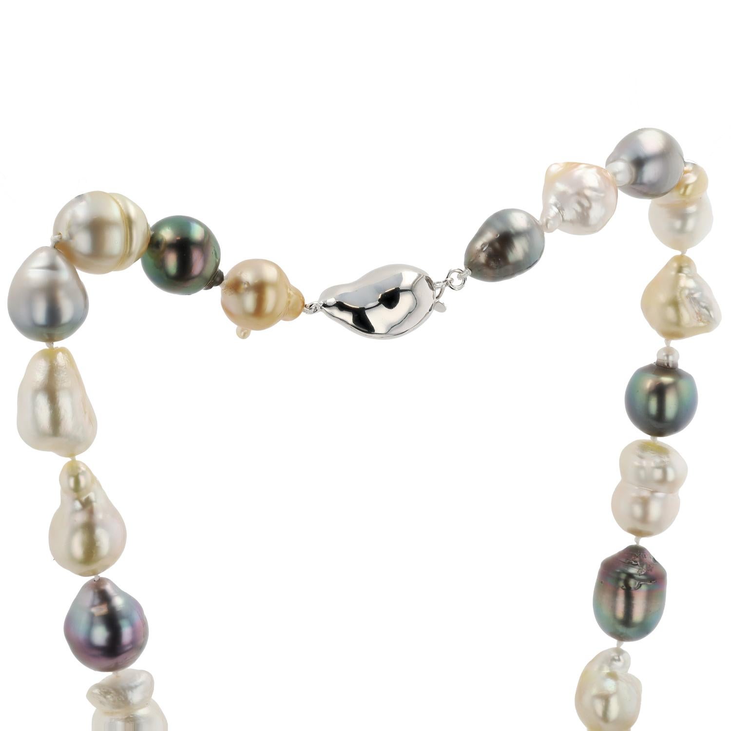 Contemporaneo Collana di perle di Tahiti nere e dei mari del sud dorate multicolore in vendita