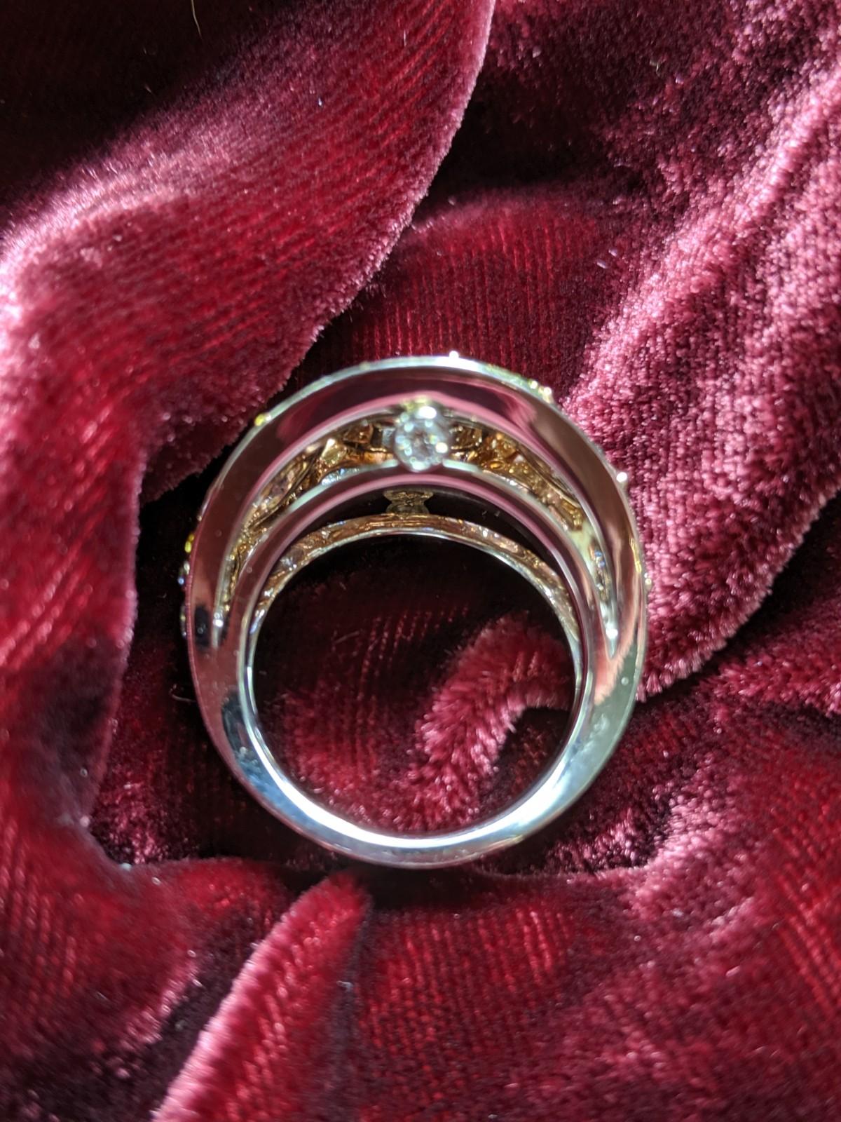 Multi-Color Natural Fancy Color Diamond Ring in 18 Karat White Gold 'GIA' For Sale 2