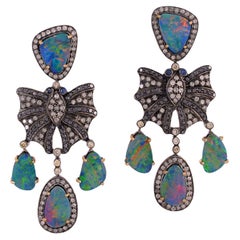 Boucles d'oreilles en opale doublet et saphirs bleus multicolores avec diamants pavs