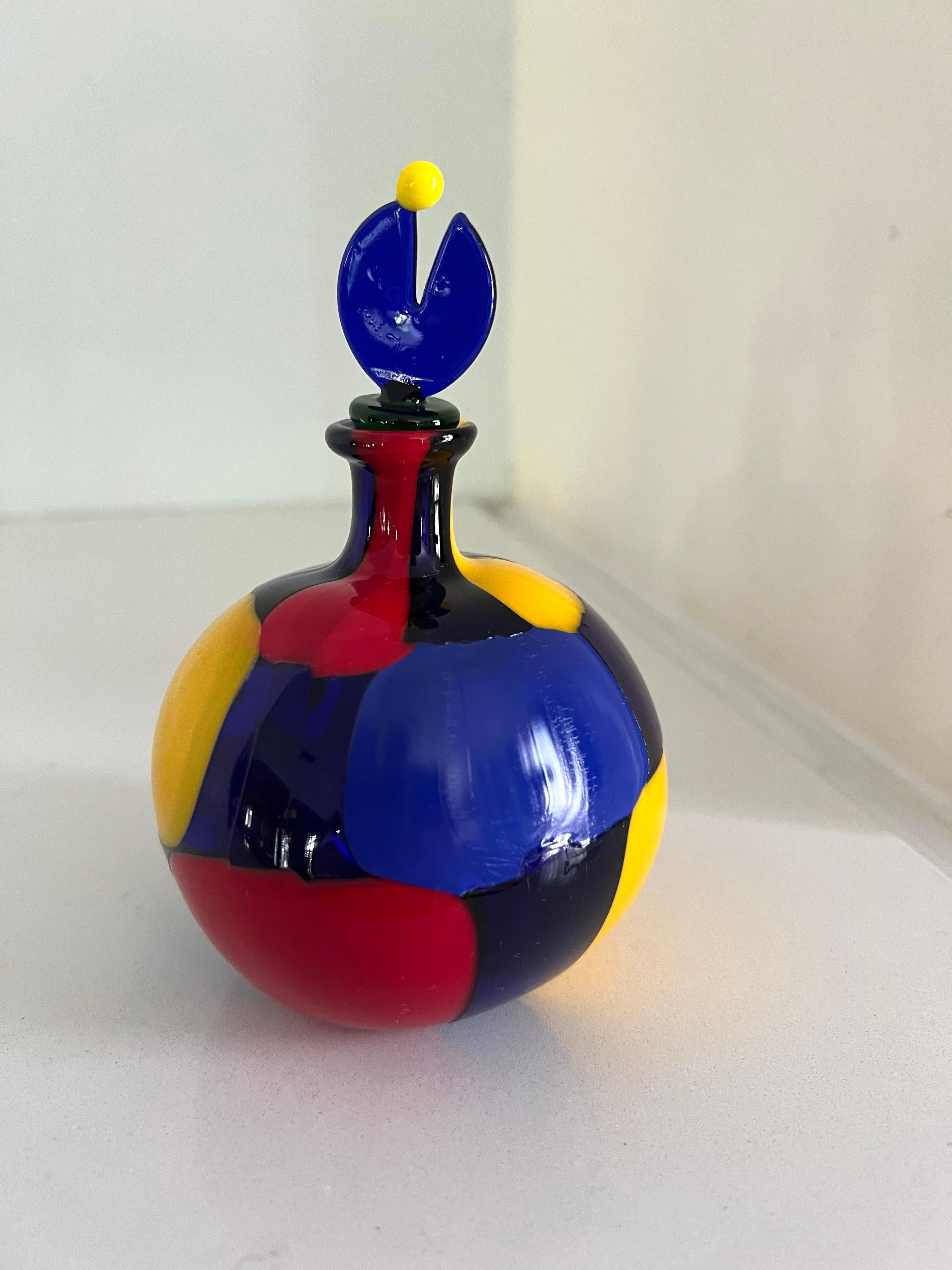 Mid-Century Modern Flacon à parfum en verre opaque de Murano, multicolore en vente
