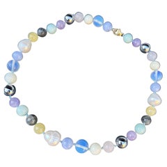Collier ras du cou J Dauphin en perles semi-précieuses multicolores et pastel