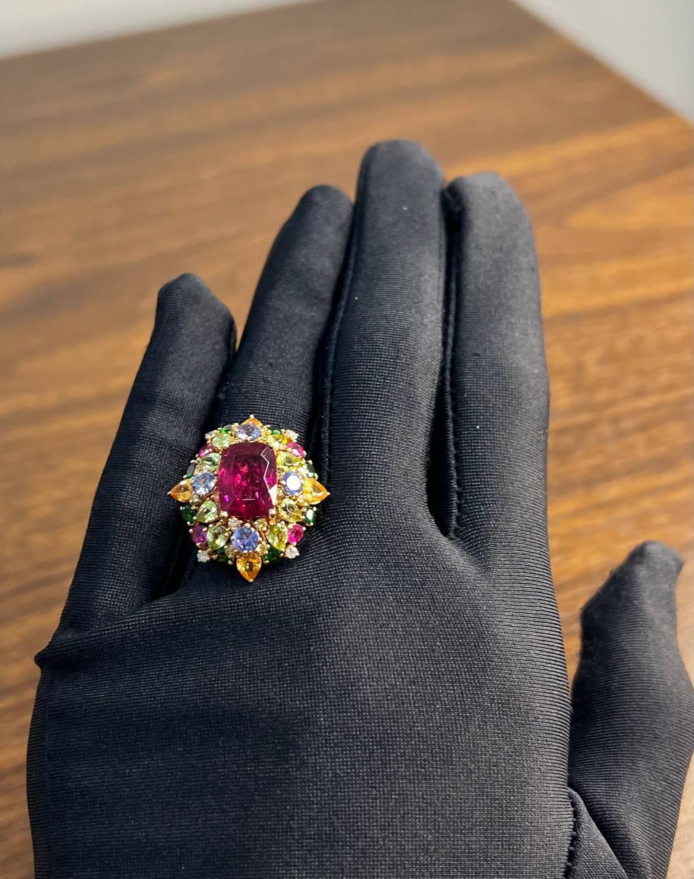 Anello multi colore con rubini, zaffiri, granati e diamanti in oro rosa 18 carati in vendita 7
