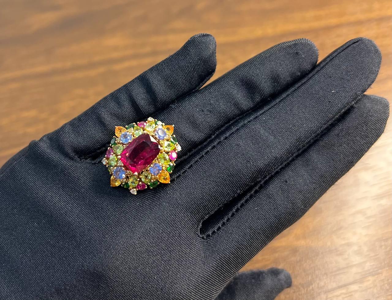 Anello multi colore con rubini, zaffiri, granati e diamanti in oro rosa 18 carati in vendita 8