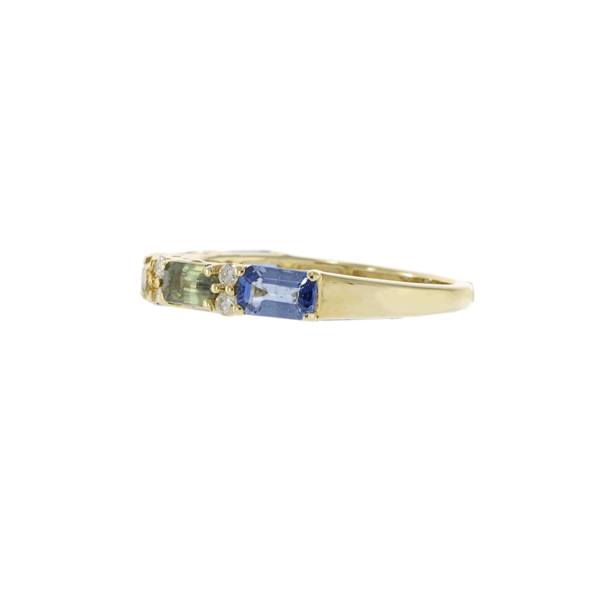 Taille baguette Bague en or jaune 14KT avec saphir multicolore et diamant en vente
