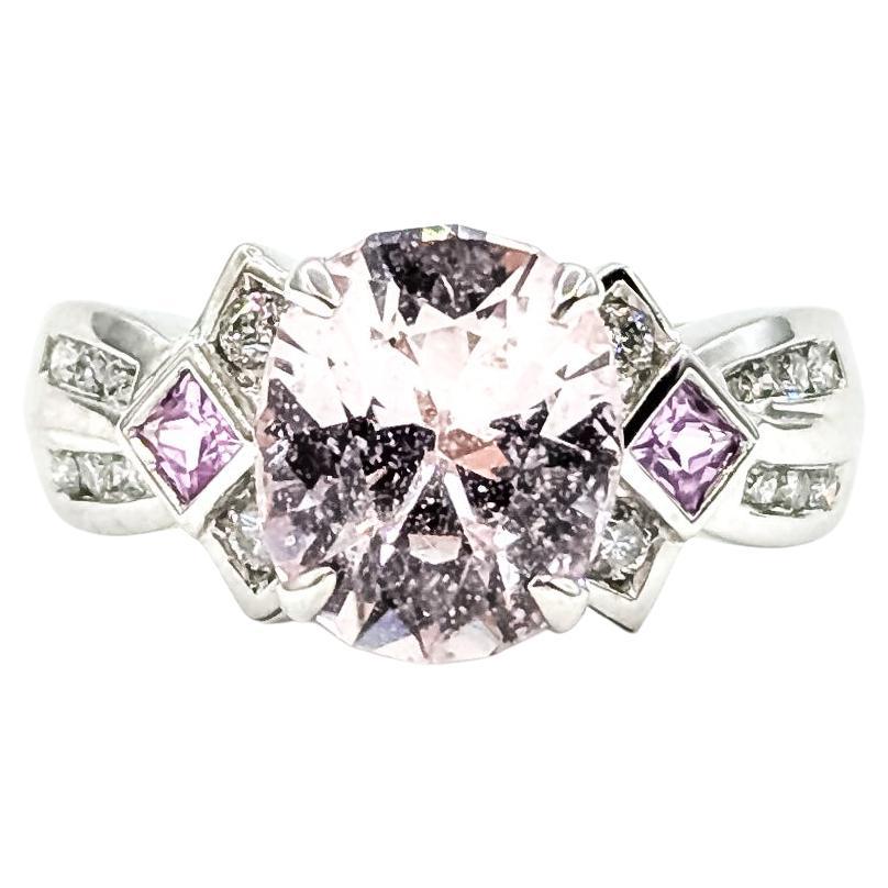 Anello con zaffiro e diamante multicolore a 14 carati