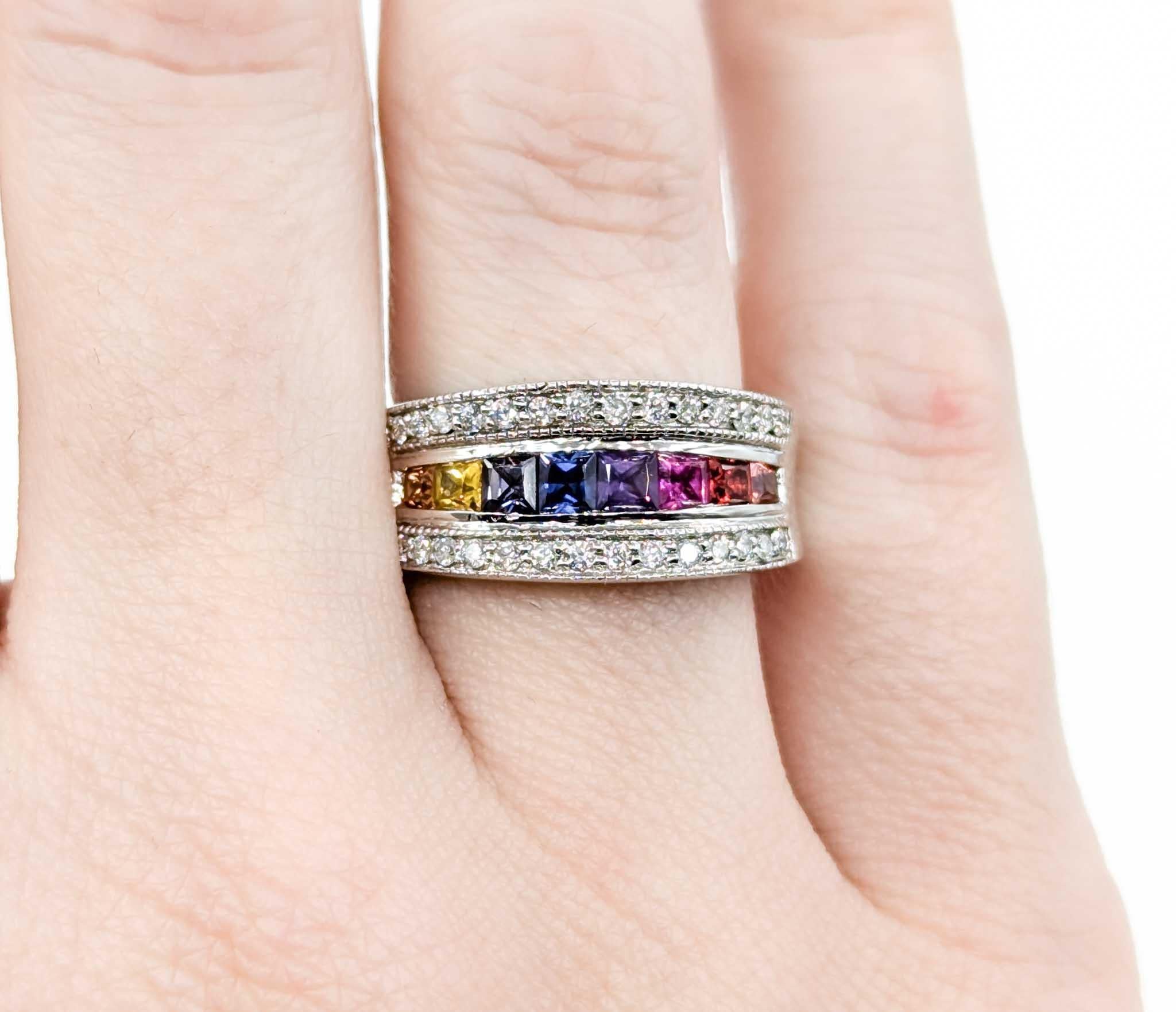 Multi-Color Sapphire & Diamond Ring in White Gold In Excellent Condition For Sale In Bloomington, MN